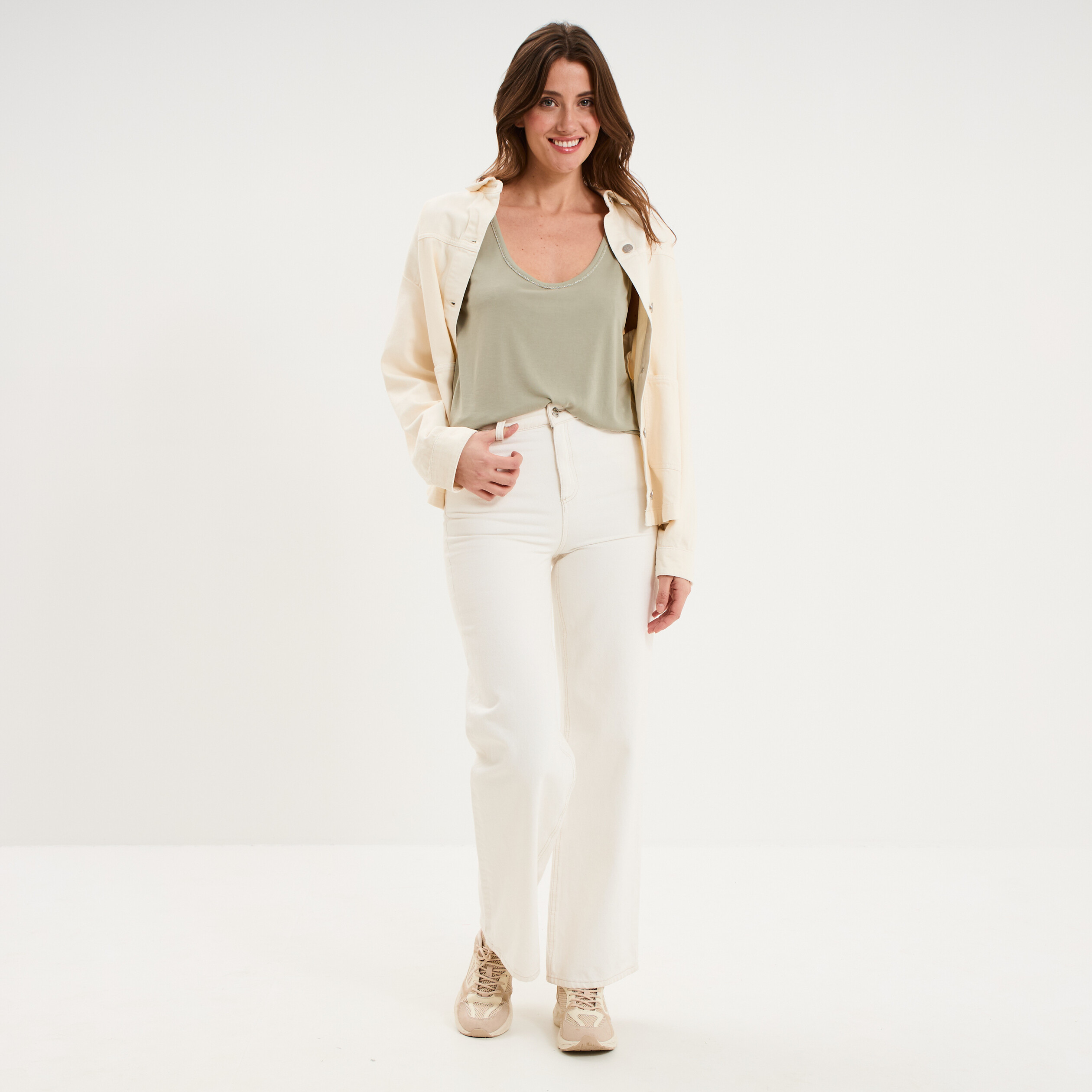 D&eacute;bardeur col U sans manches vert kaki femme