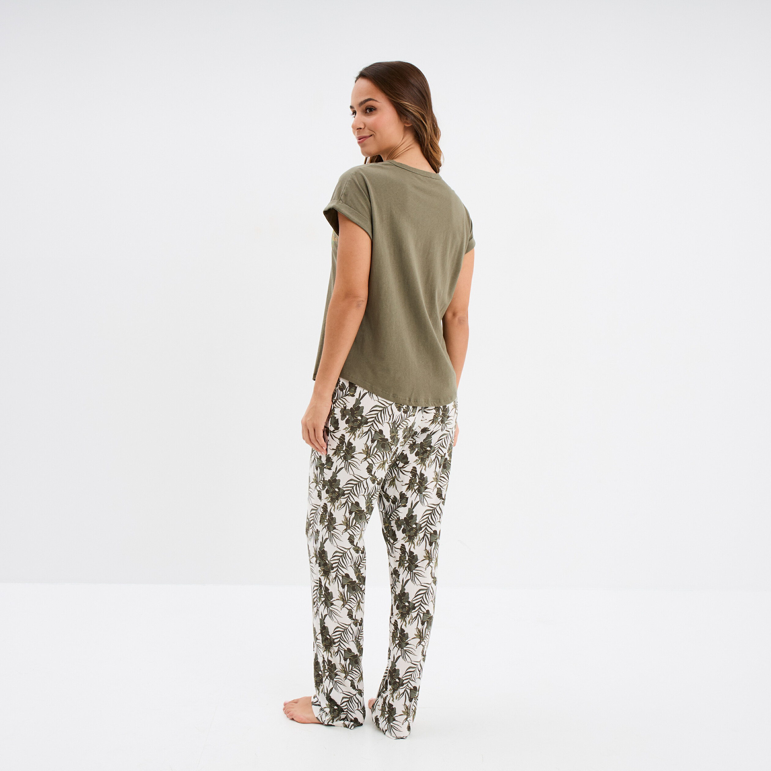 Ensemble pyjama t-shirt et pantalon ecru femme