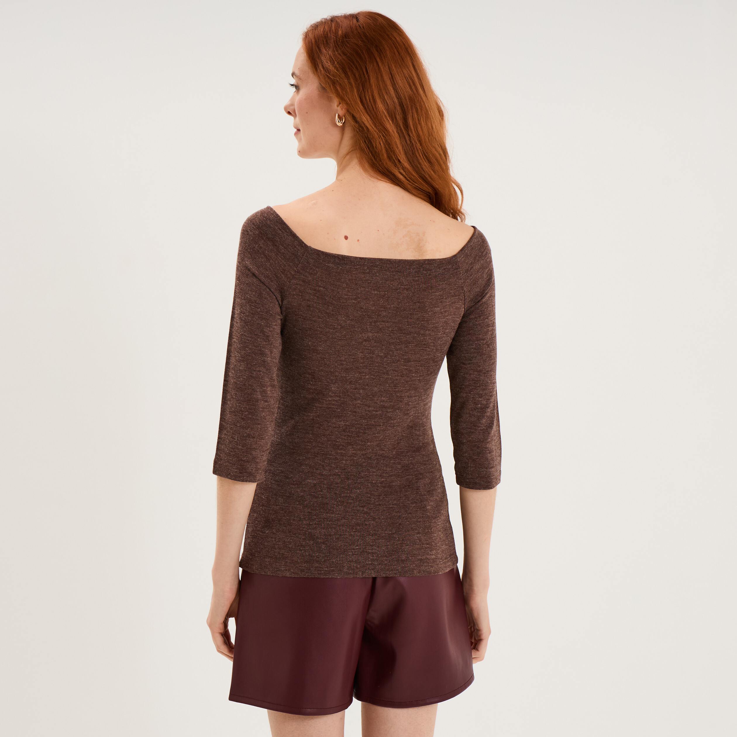 T-shirt cintr&eacute; col bardot manches 3/4 taupe femme