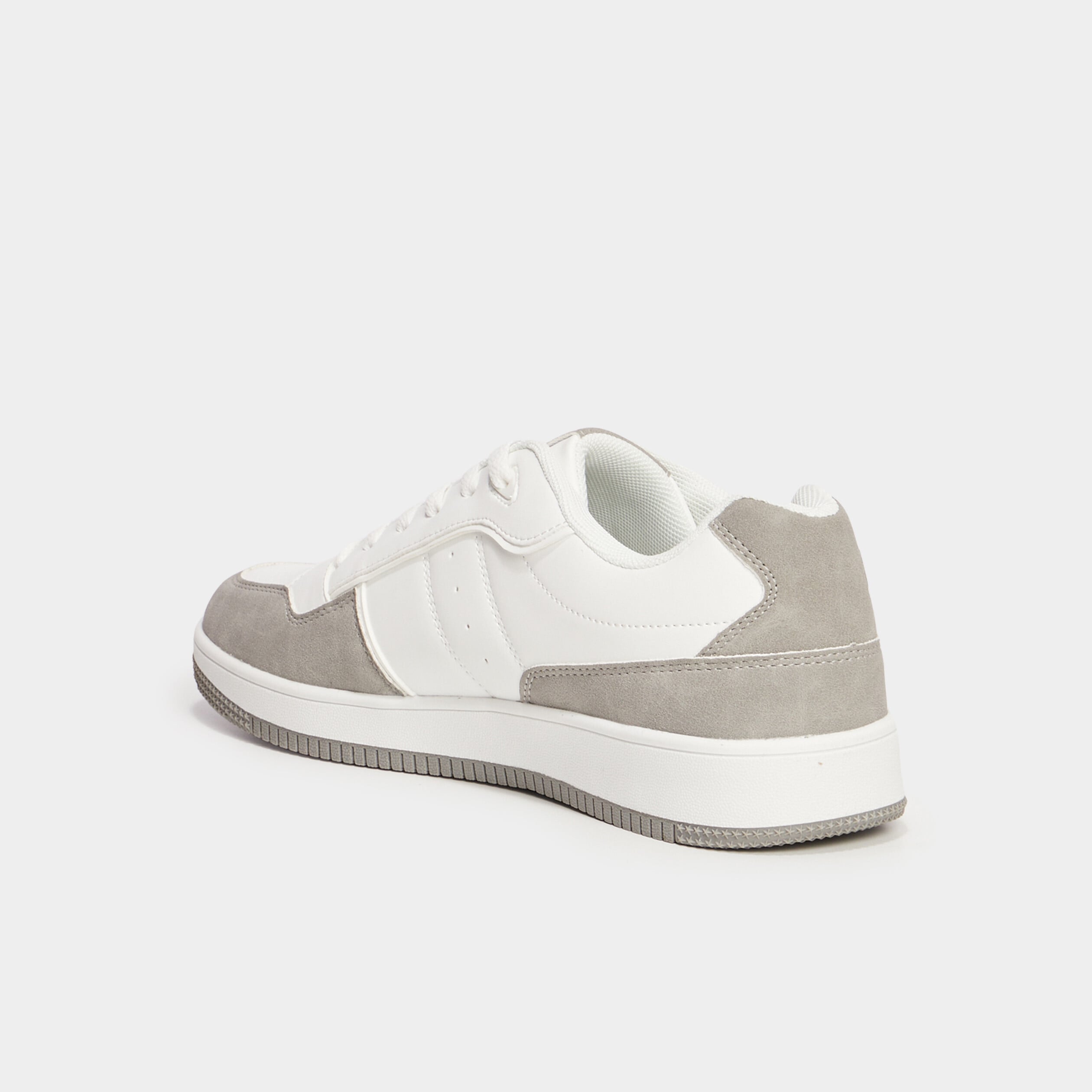 Tennis basses &agrave; lacets gris homme