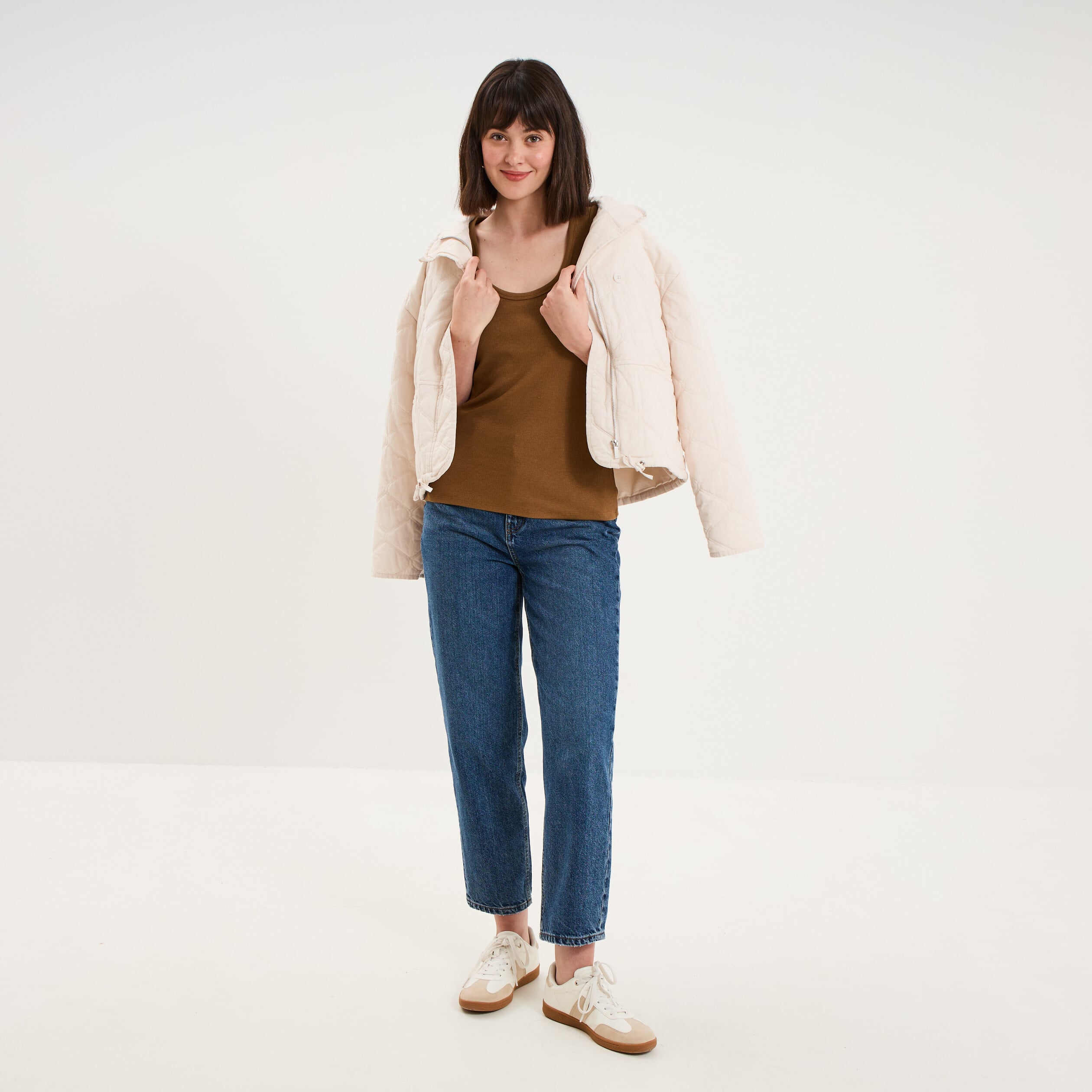 D&eacute;bardeur ajust&eacute; col rond coton beige femme