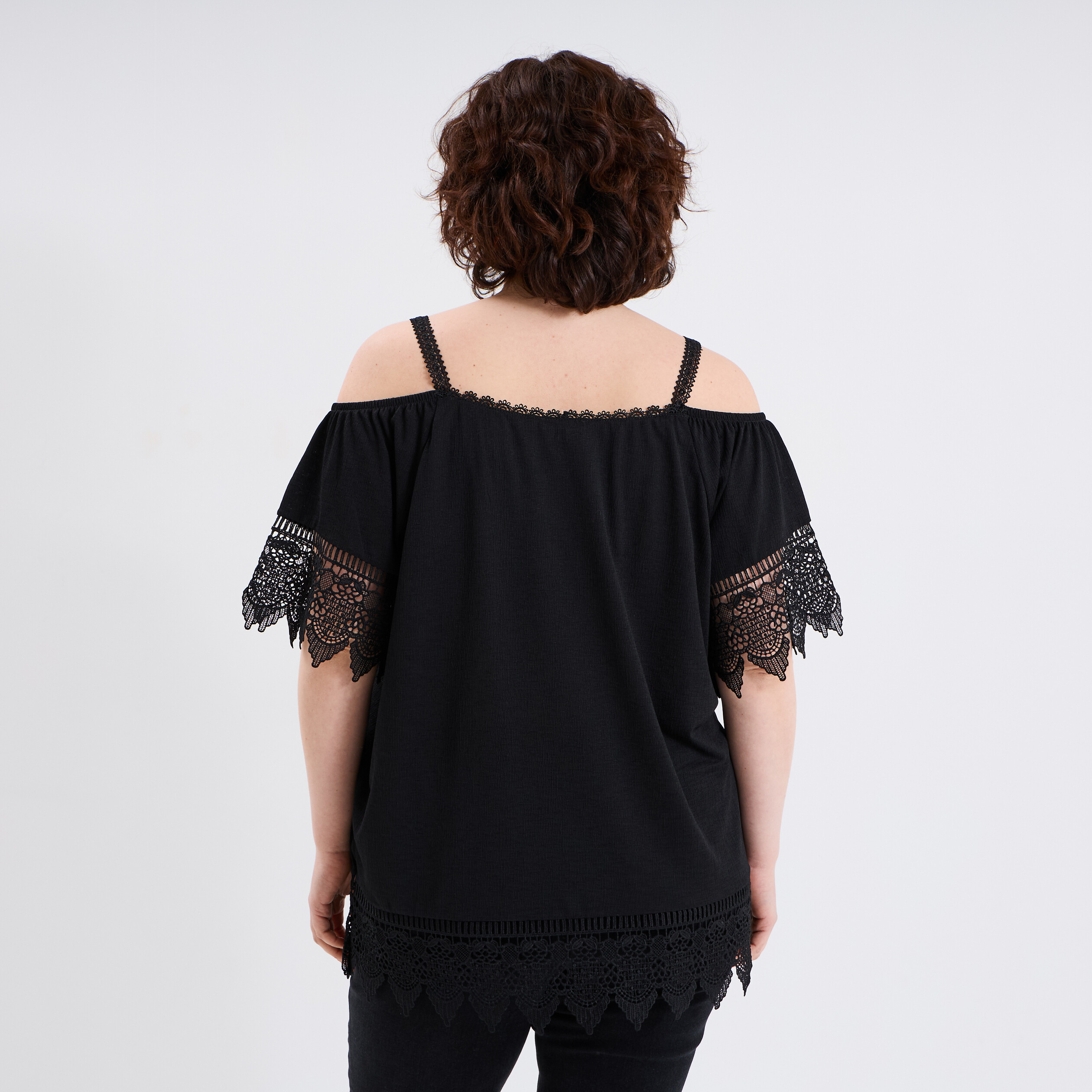 T-shirt col bardot avec dentelle noir femme grande taille