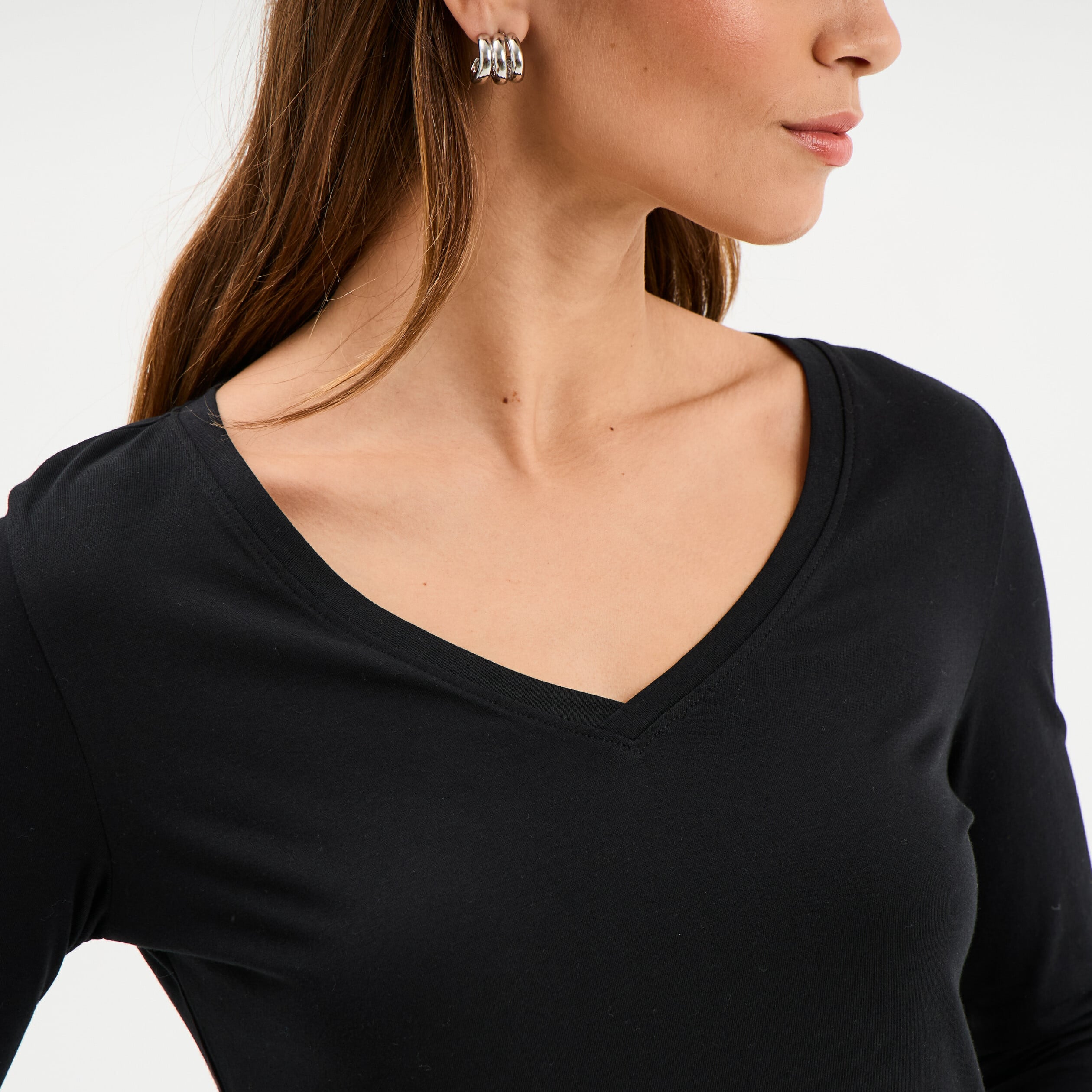 T-shirt col en V manches longues coton noir femme