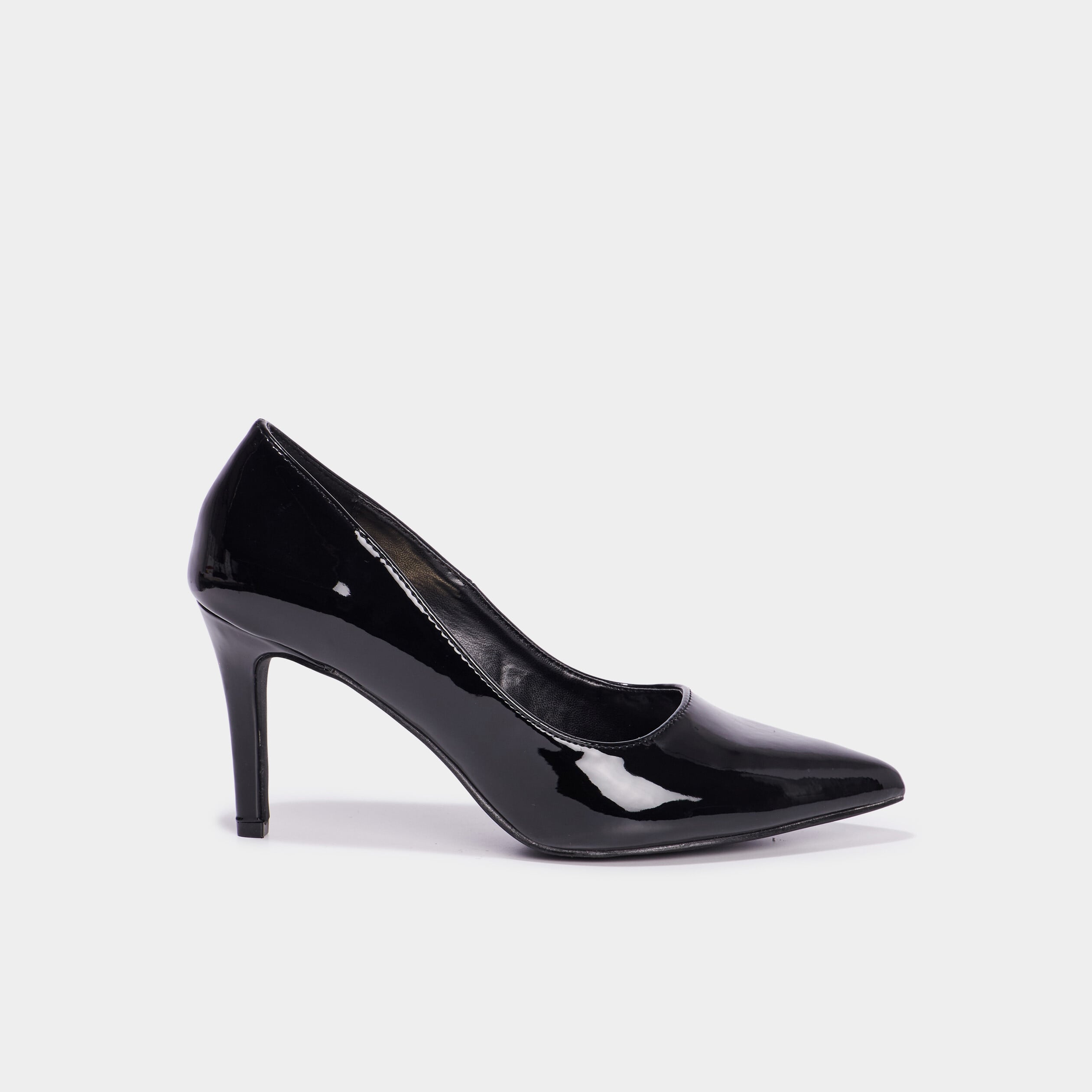 Escarpins vernis &agrave; talons noir femme