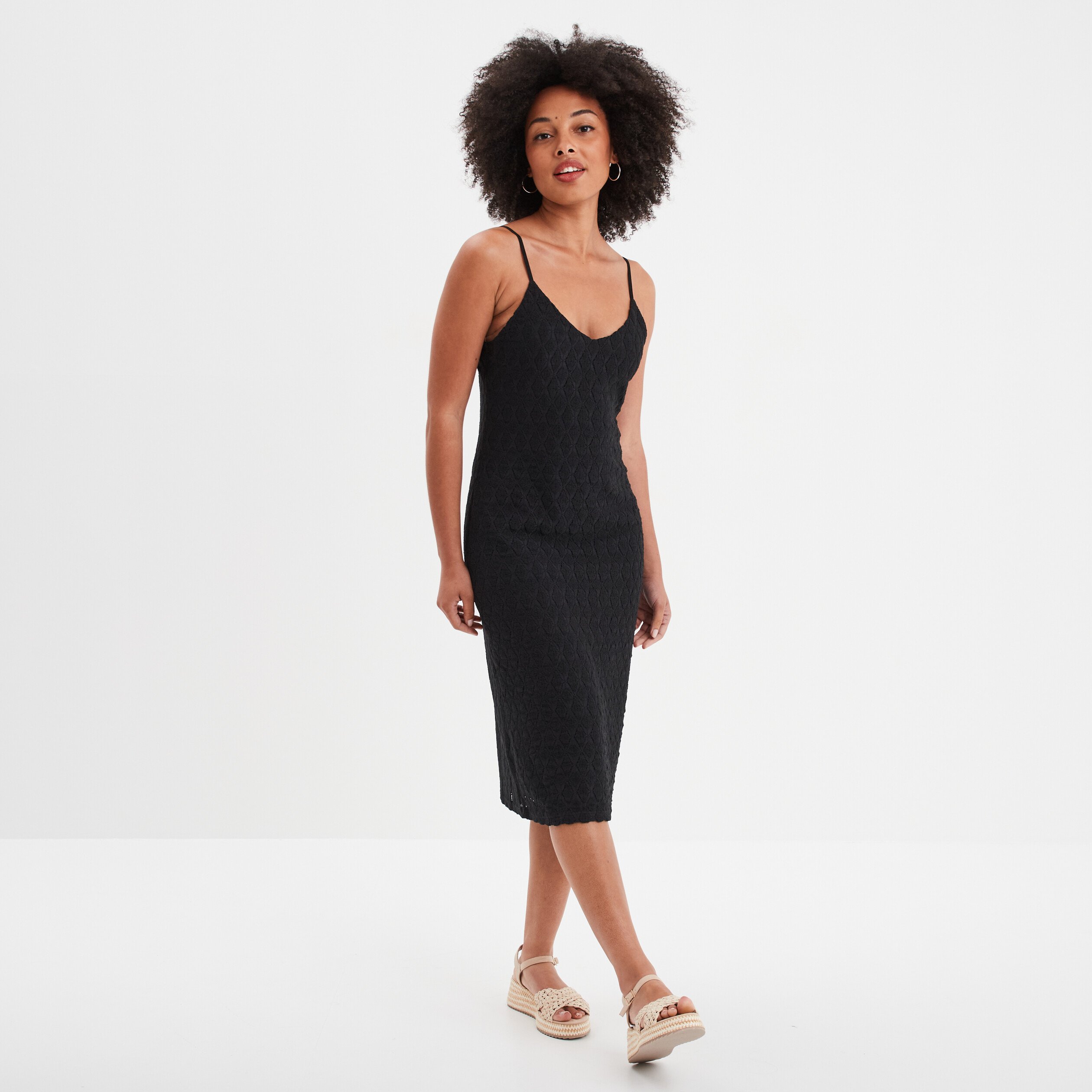 robe housse col en v aspect ajoure noir femme Robe housse col en V aspect ajouré noir femme