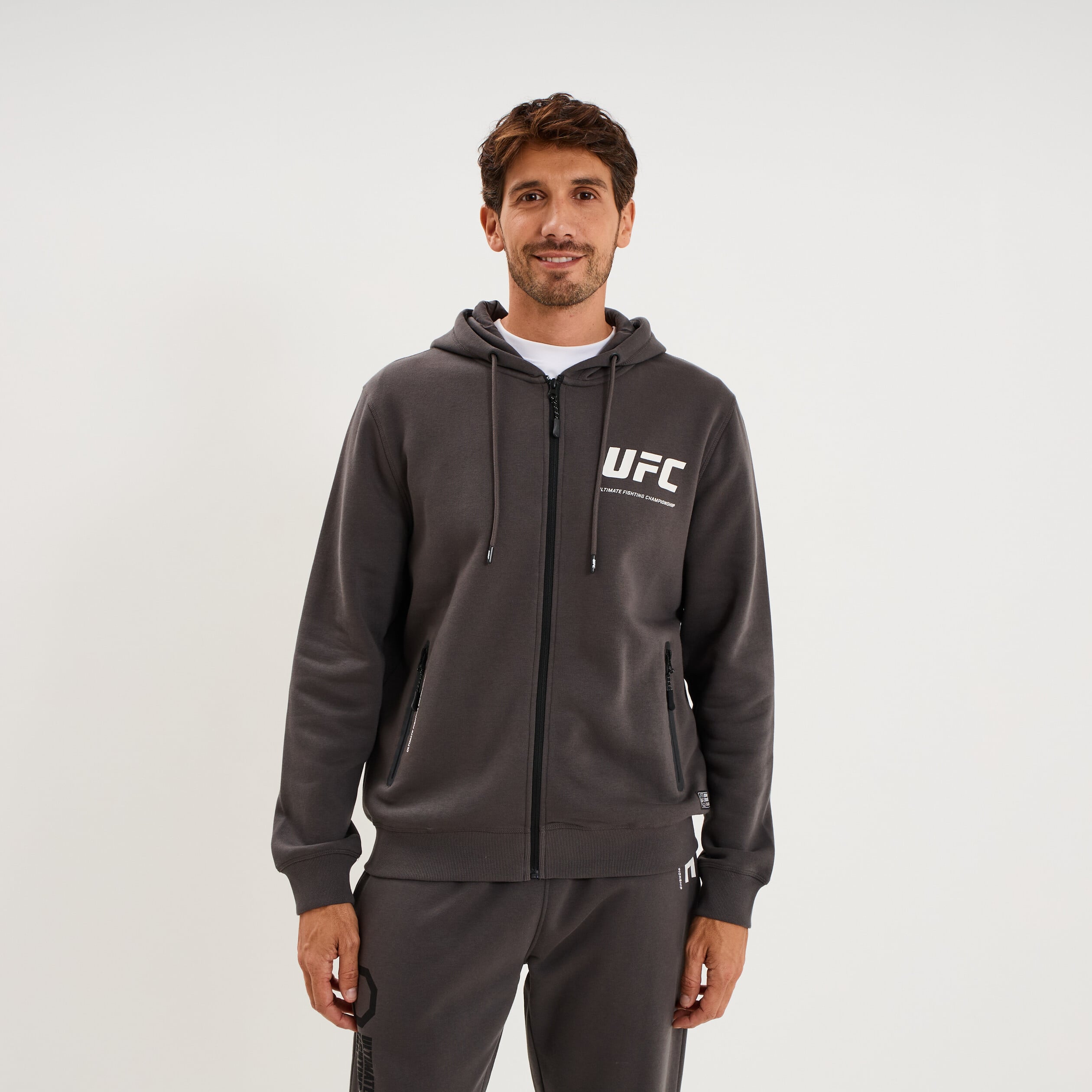 Sweat zipp&eacute; molletonn&eacute; &agrave; capuche UFC noir homme