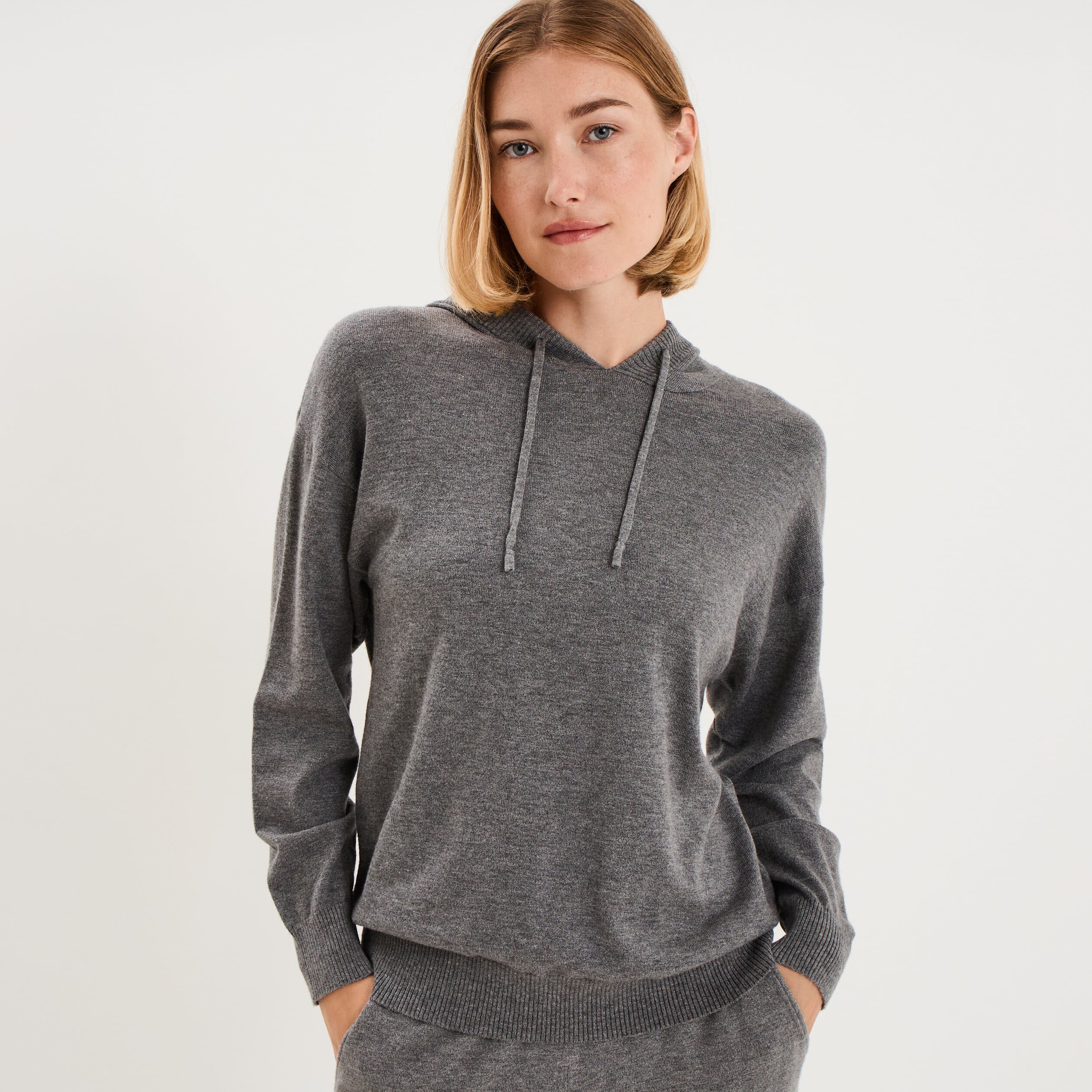 Haut de pyjama hoodie manches longues gris fonc&eacute; femme