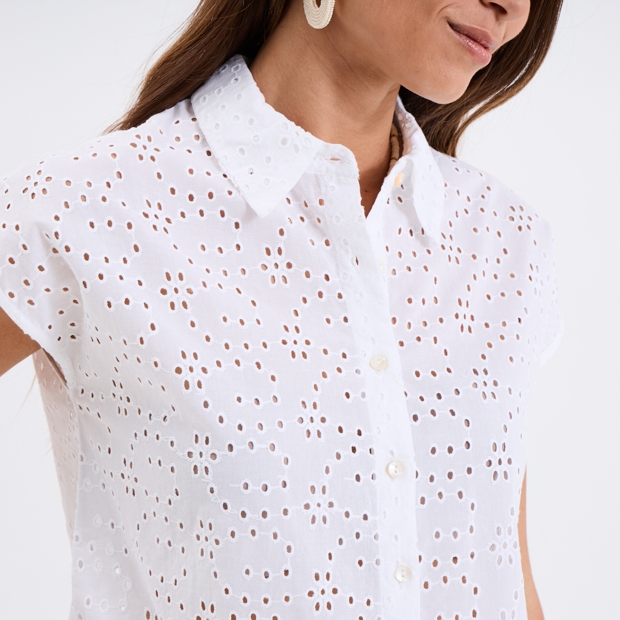 chemise broderie anglaise sans manches blanc femme Chemise broderie anglaise sans manches blanc femme
