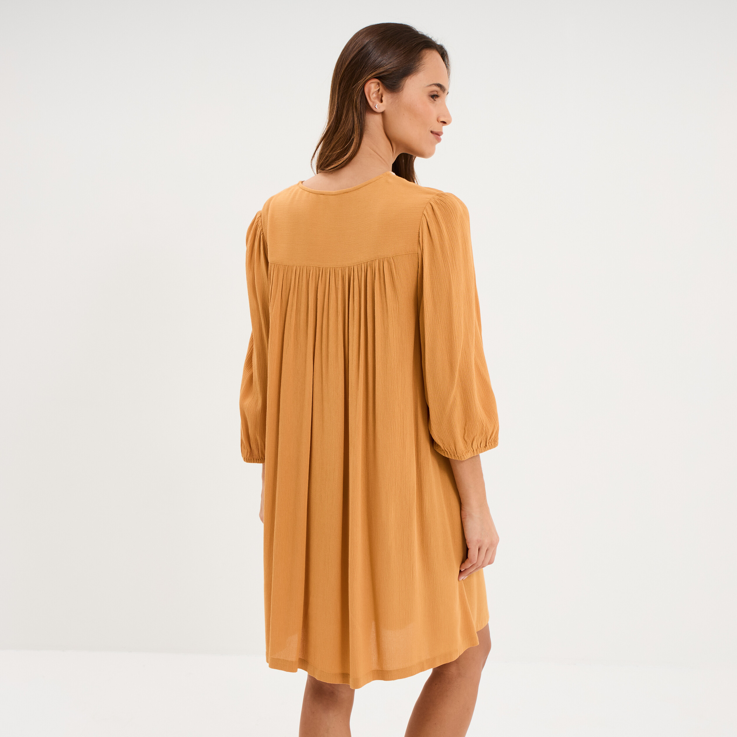 Robe fluide brod&eacute;e manches 3/4 jaune moutarde femme