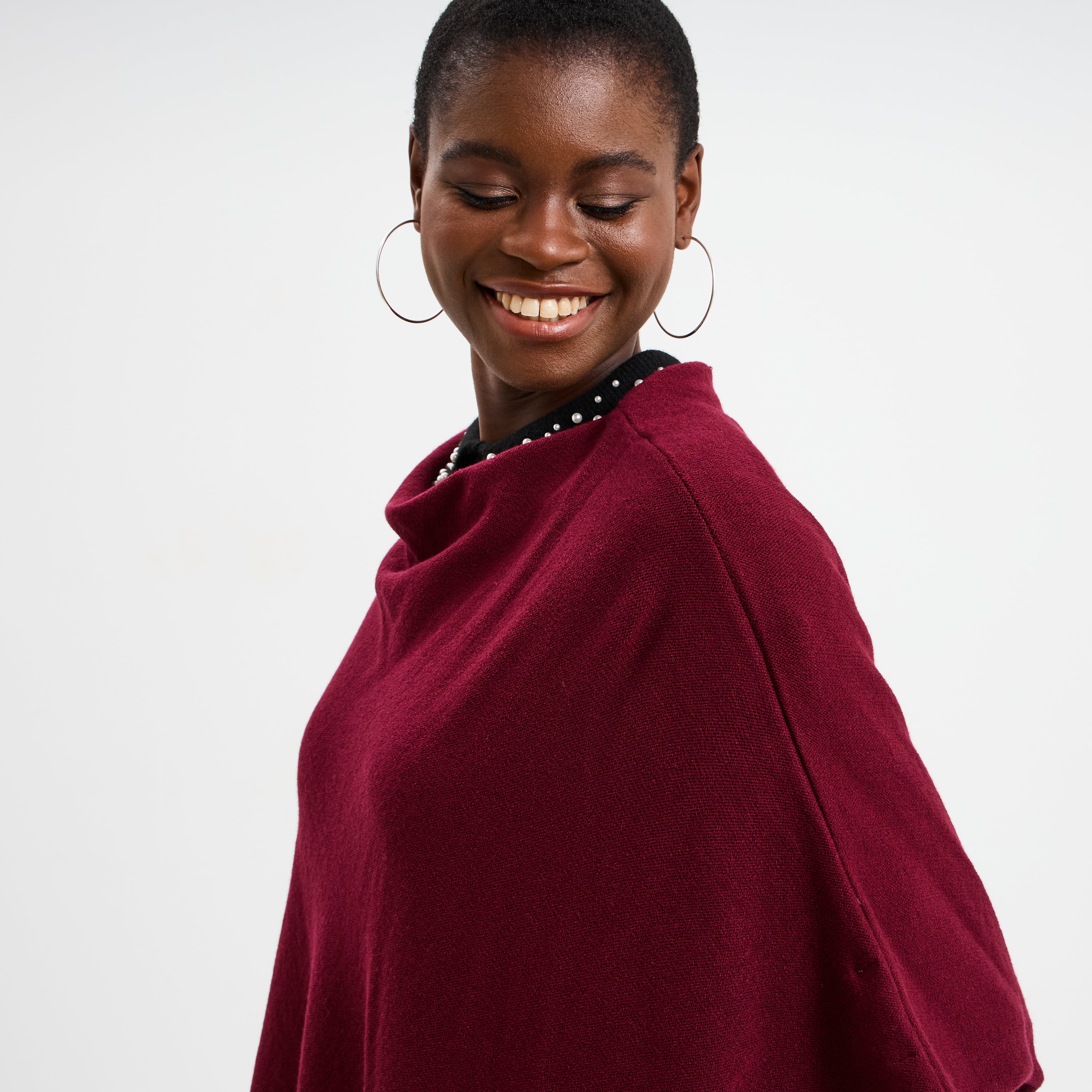 Poncho asym&eacute;trique prune femme