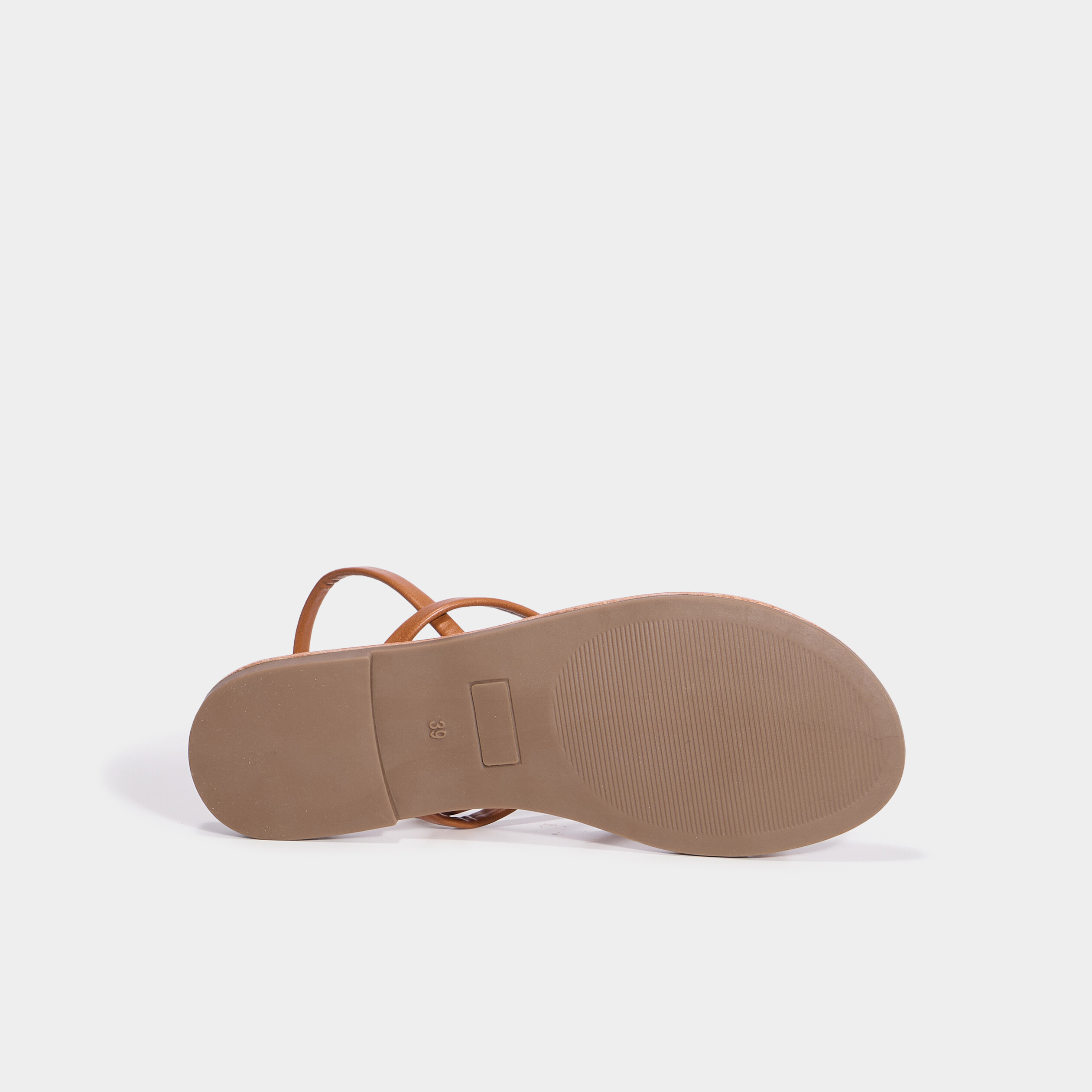 Sandales plates marron femme