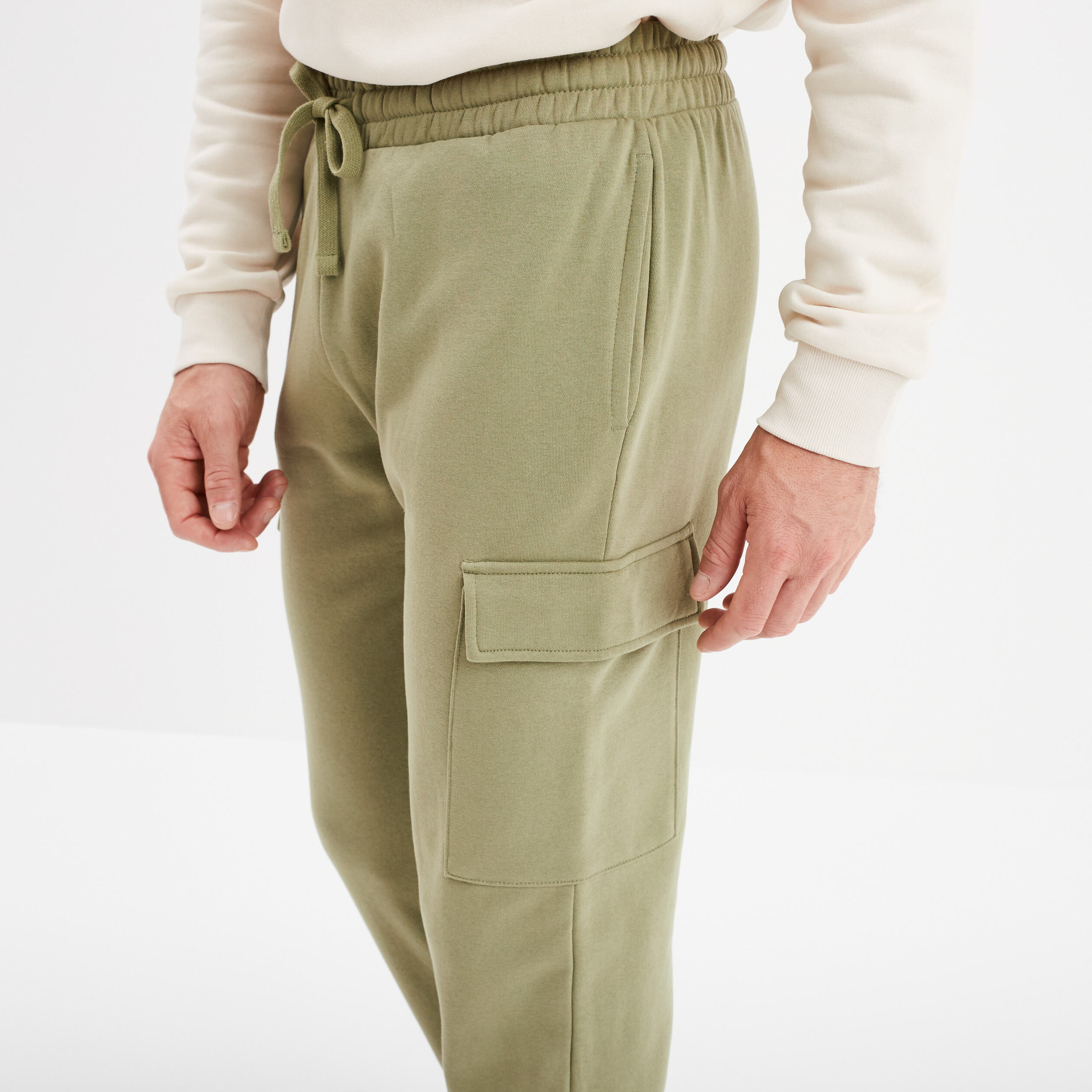 pantalon jogging cargo poches laterales vert kaki homme Pantalon jogging cargo poches latérales vert kaki homme