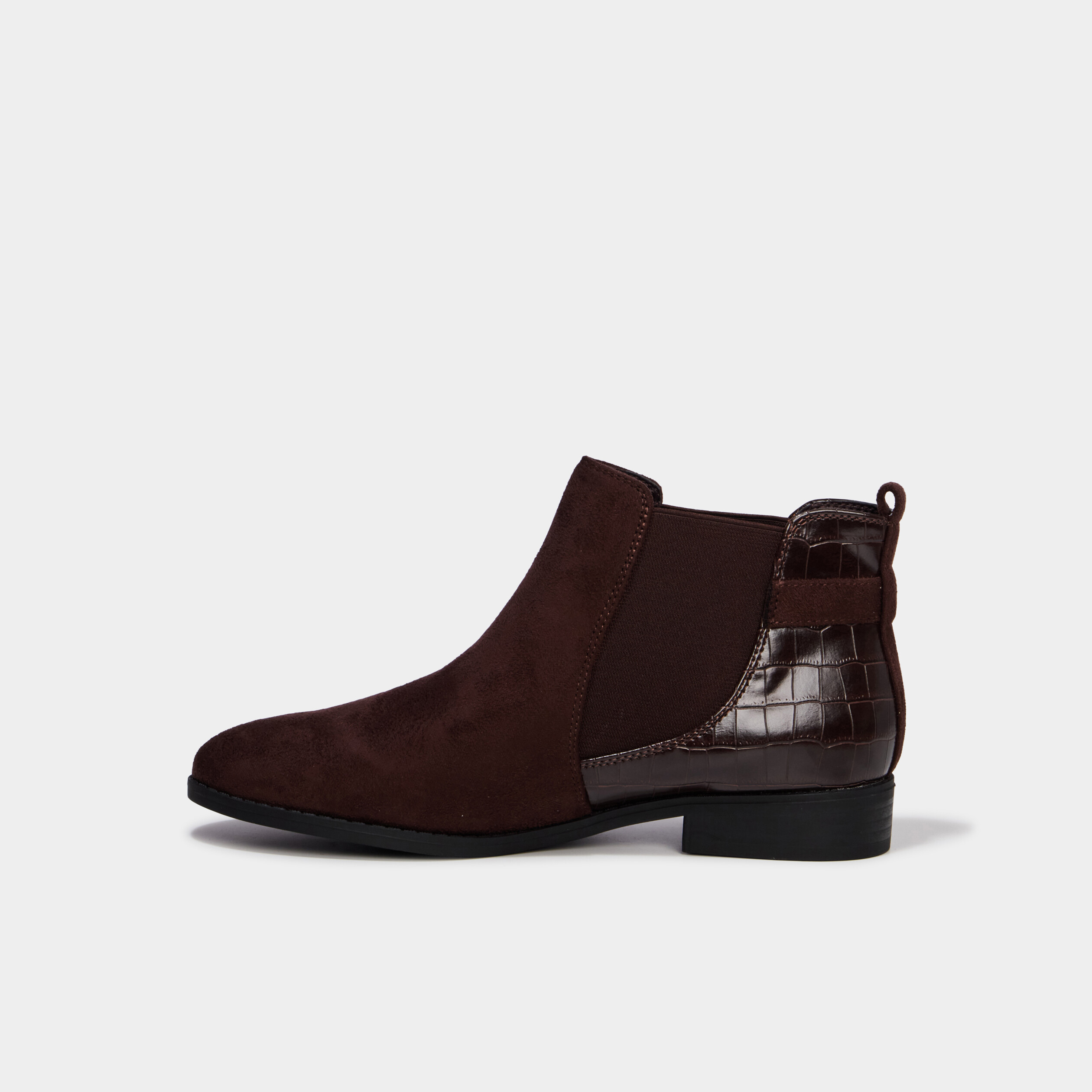 Boots &agrave; talons et boucles marron fonc&eacute; femme
