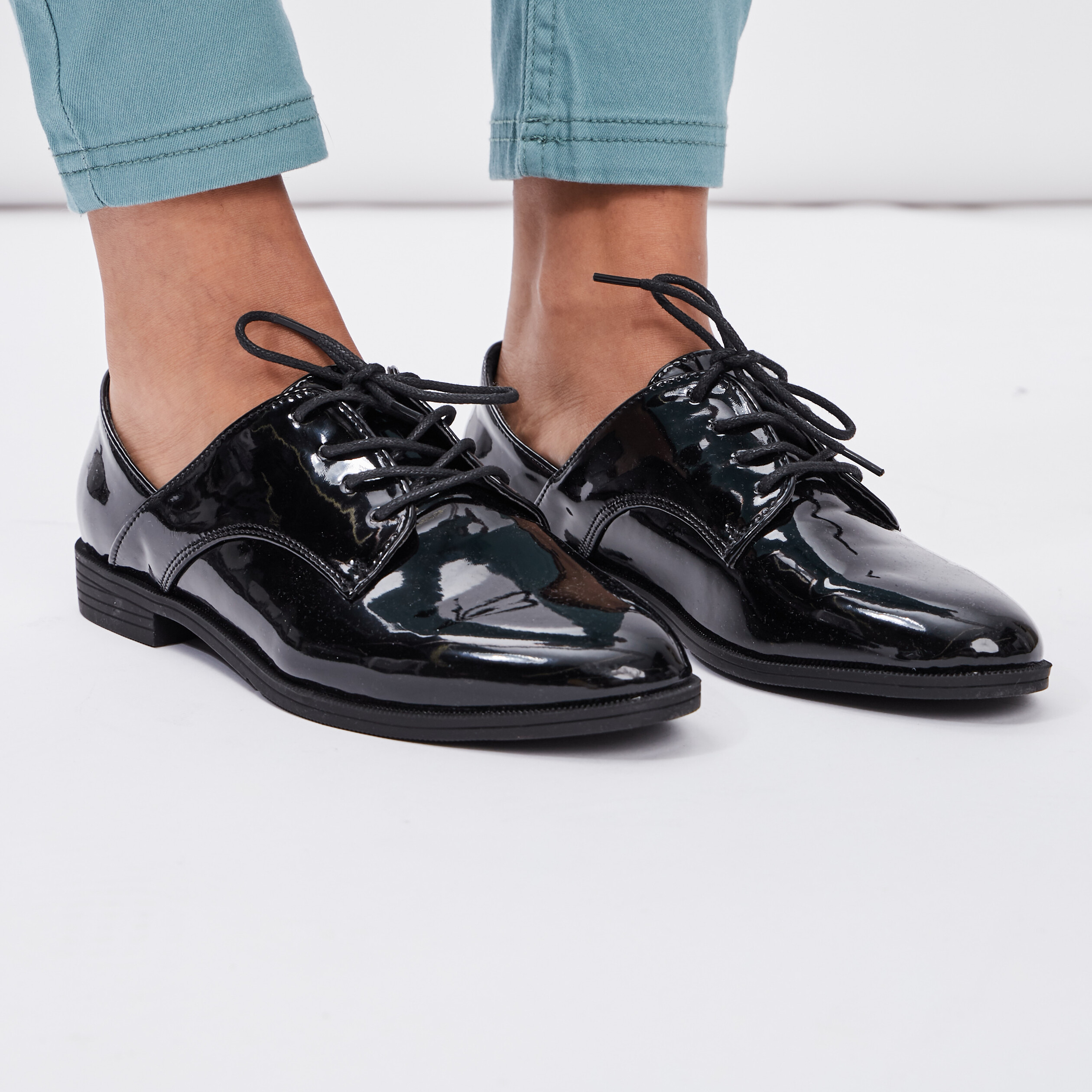 derbies vernies noir femme Derbies vernies noir femme
