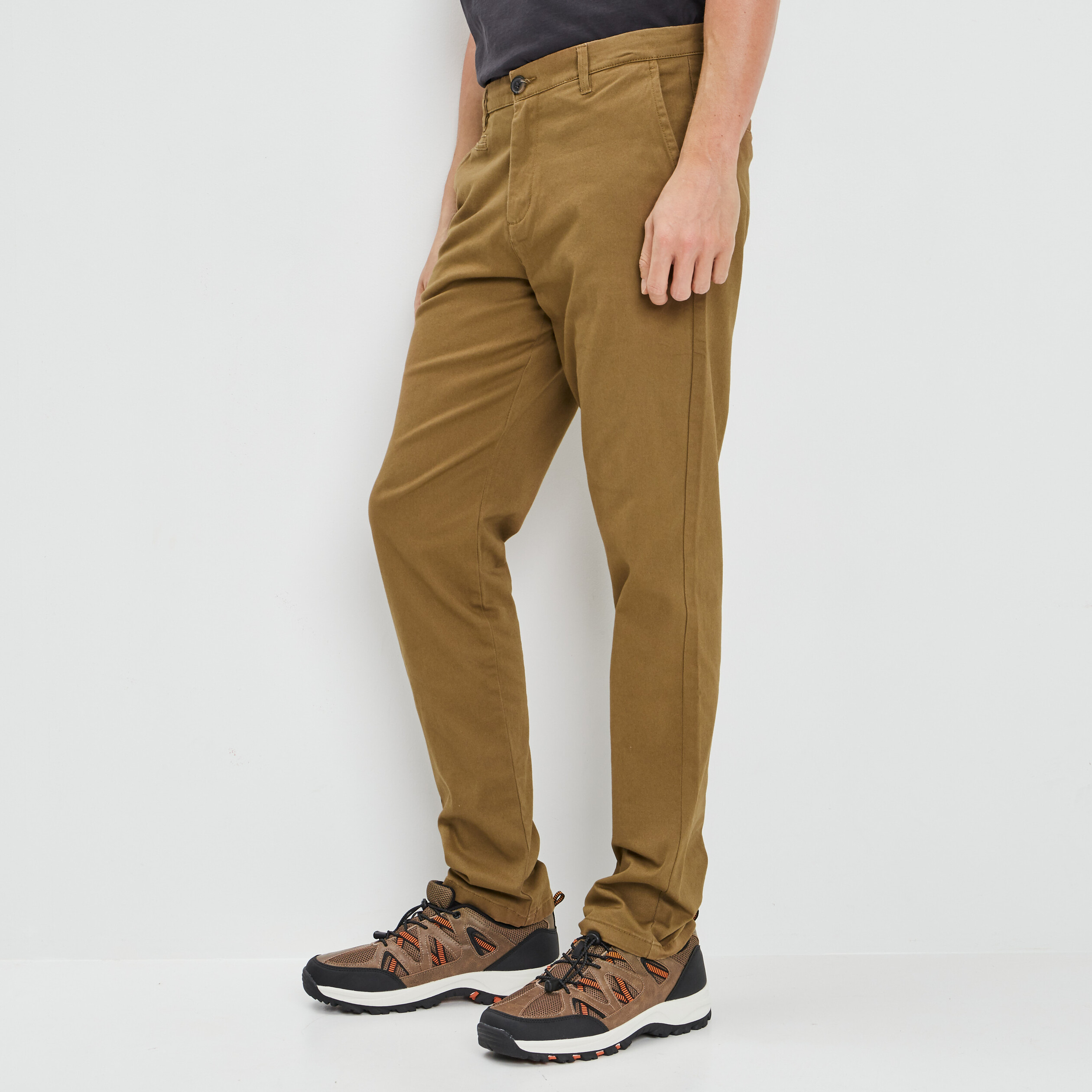 pantalon chino droit stretch retrousse marron cognac homme Pantalon chino droit stretch retroussé marron cognac homme
