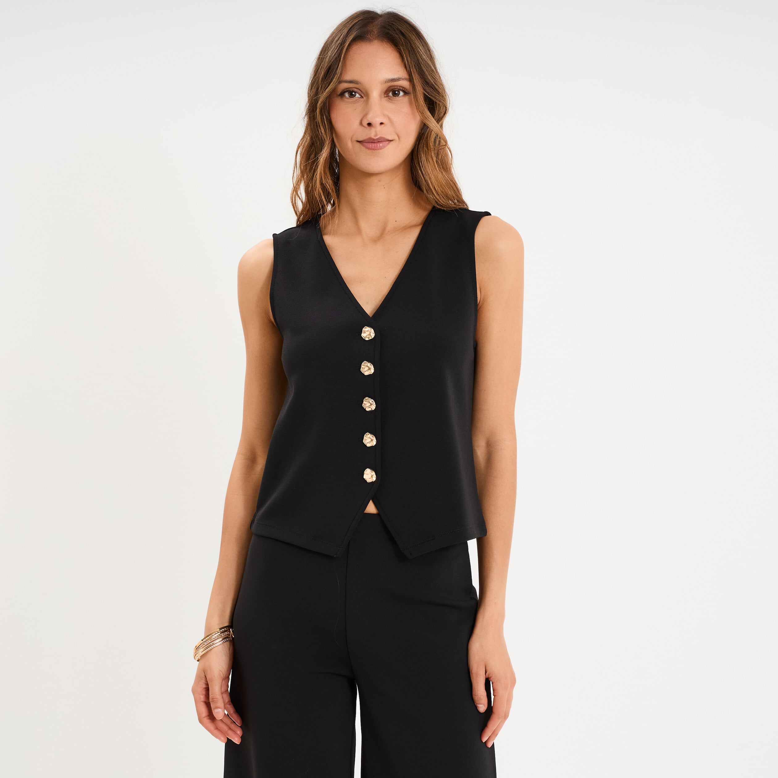 Gilet sans manches ajust&eacute; col en V noir femme