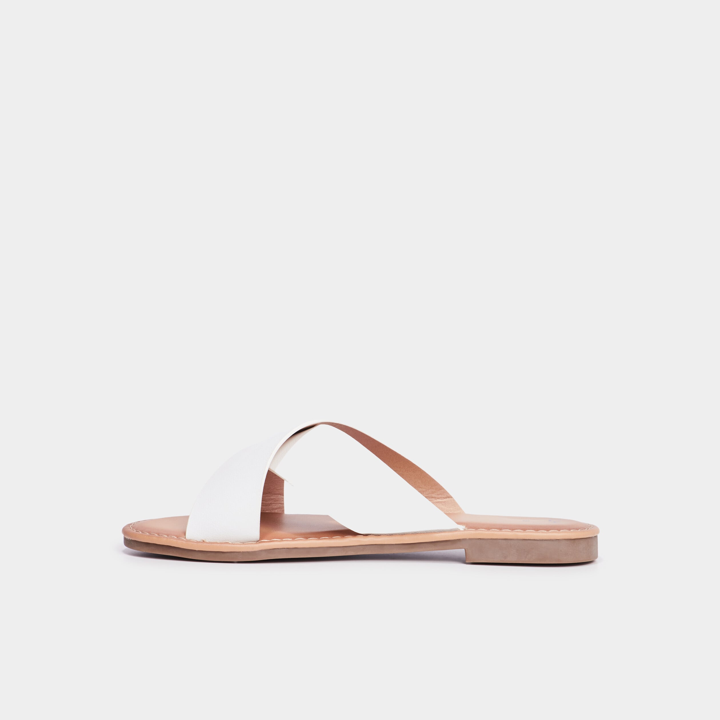 Mules brides larges crois&eacute;es blanc femme