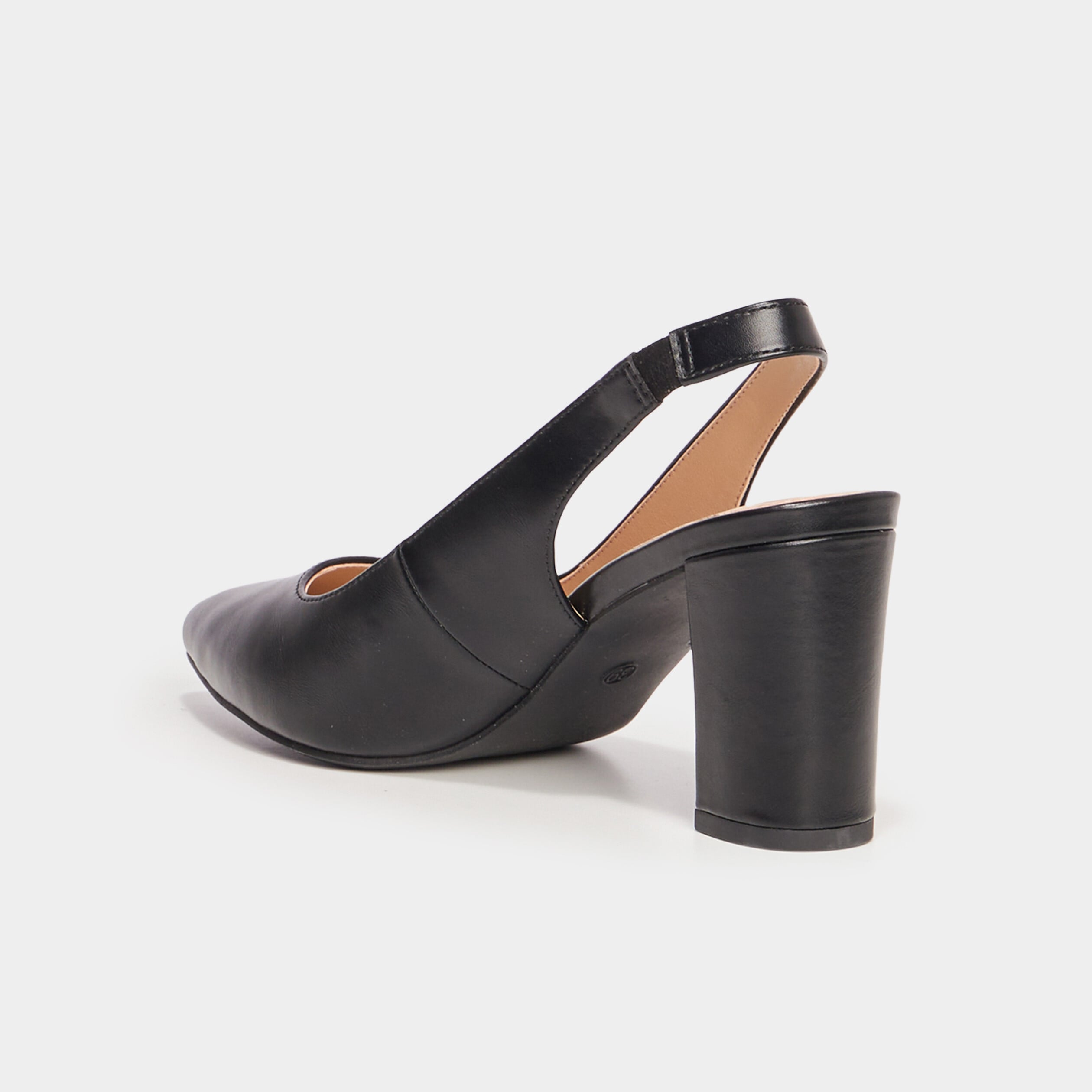 Escarpins &agrave; talons bouts pointus noir femme