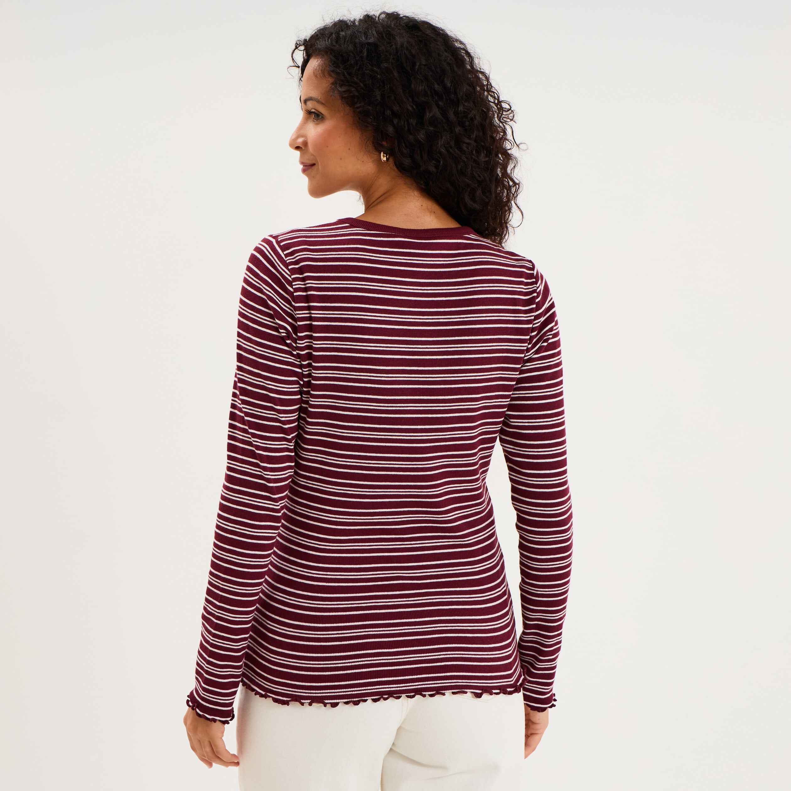 T-shirt ajust&eacute; col rond manches longues bordeaux femme