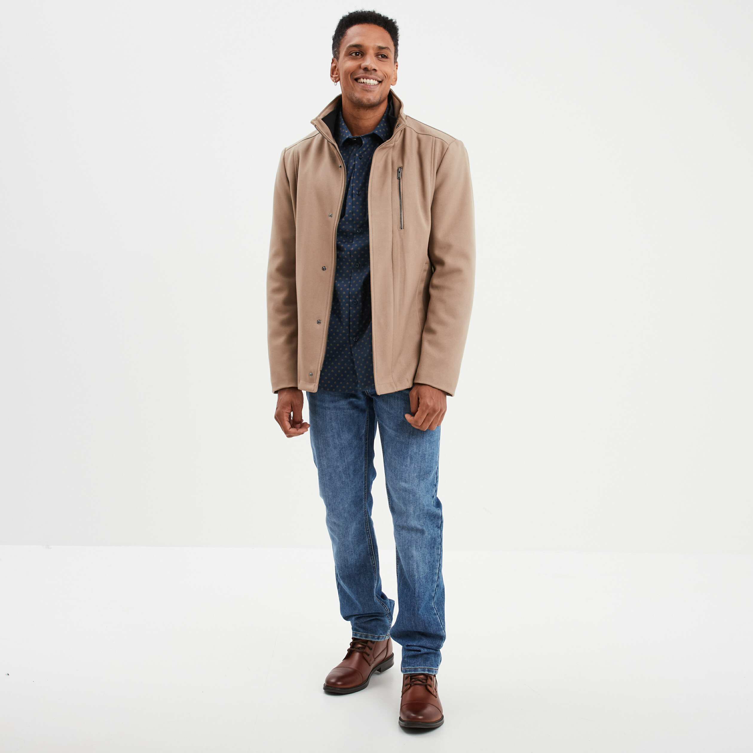 Chemise ajustée col français bleu foncé homme