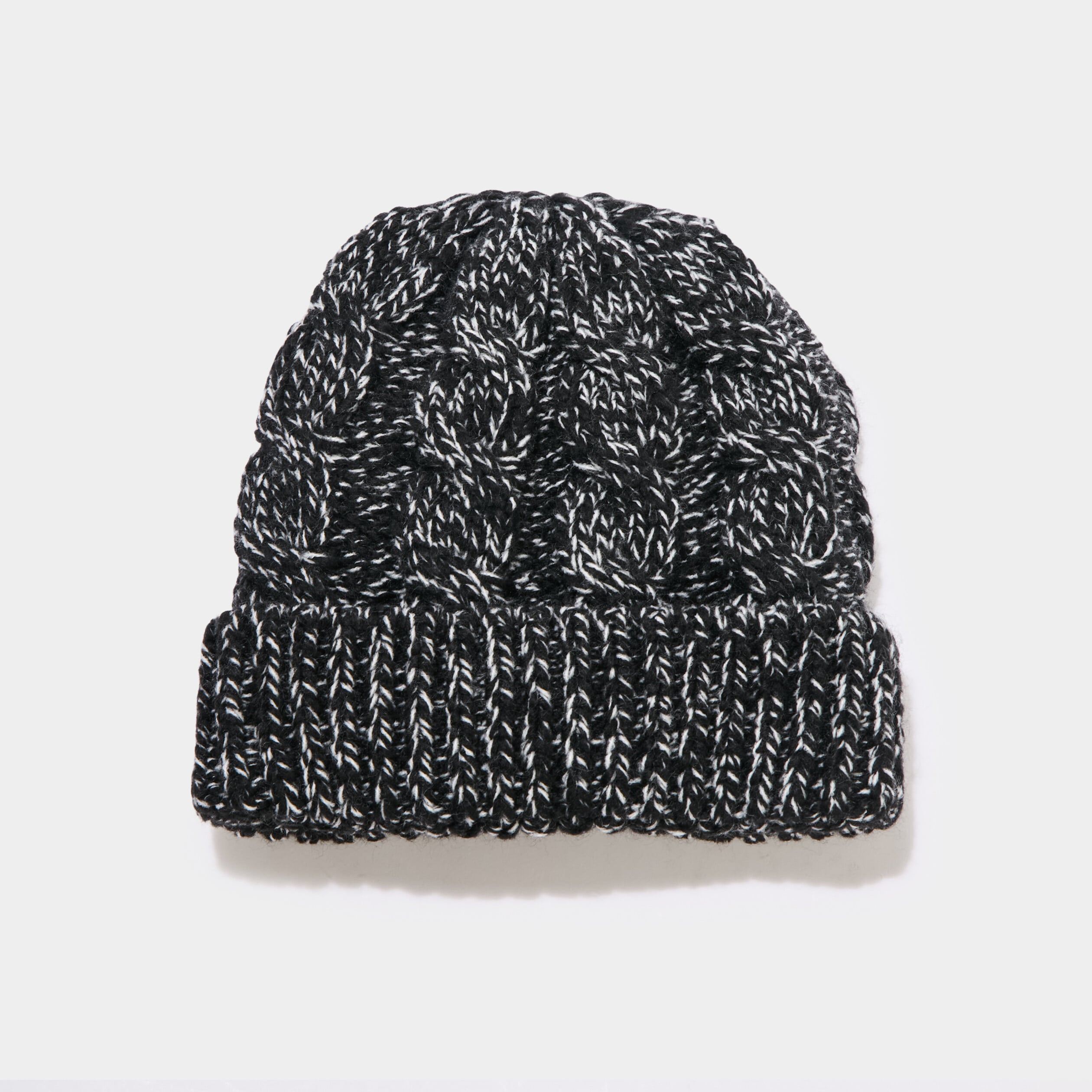 Bonnet tricot&eacute; noir gar&ccedil;on
