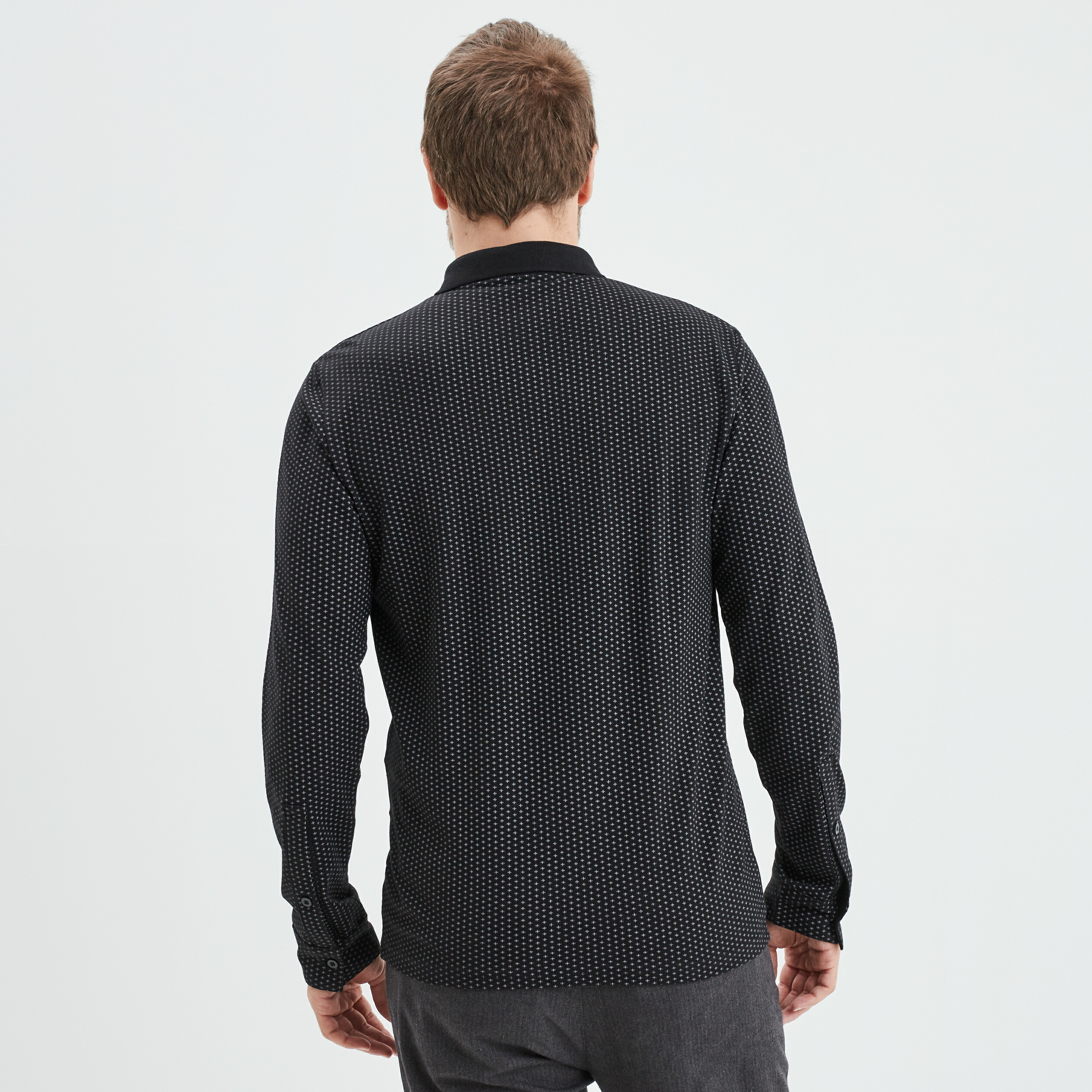 Polo manches longues encolure boutonnée noir homme