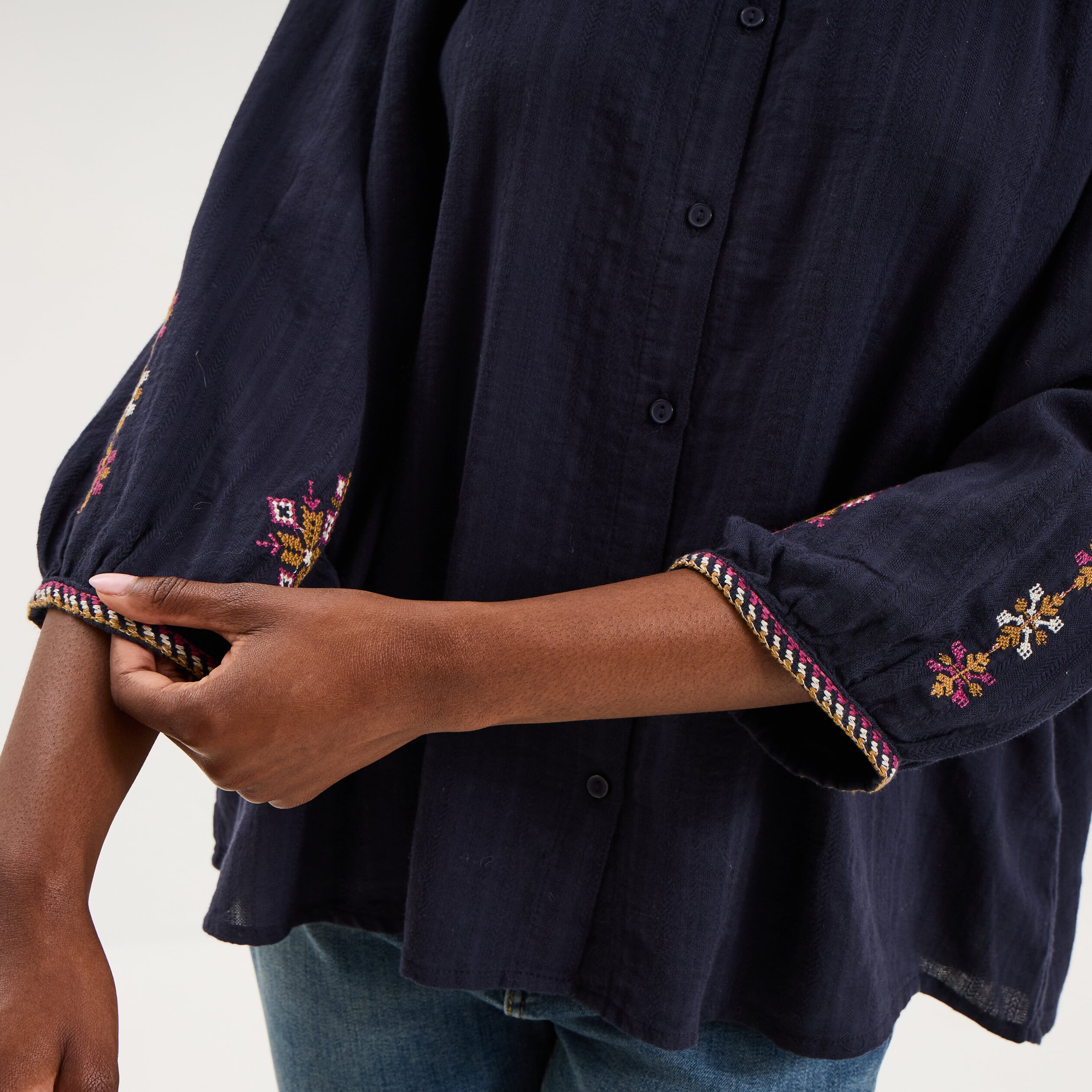 Blouse brod&eacute;e oversize manches 3/4 bleu fonc&eacute; femme