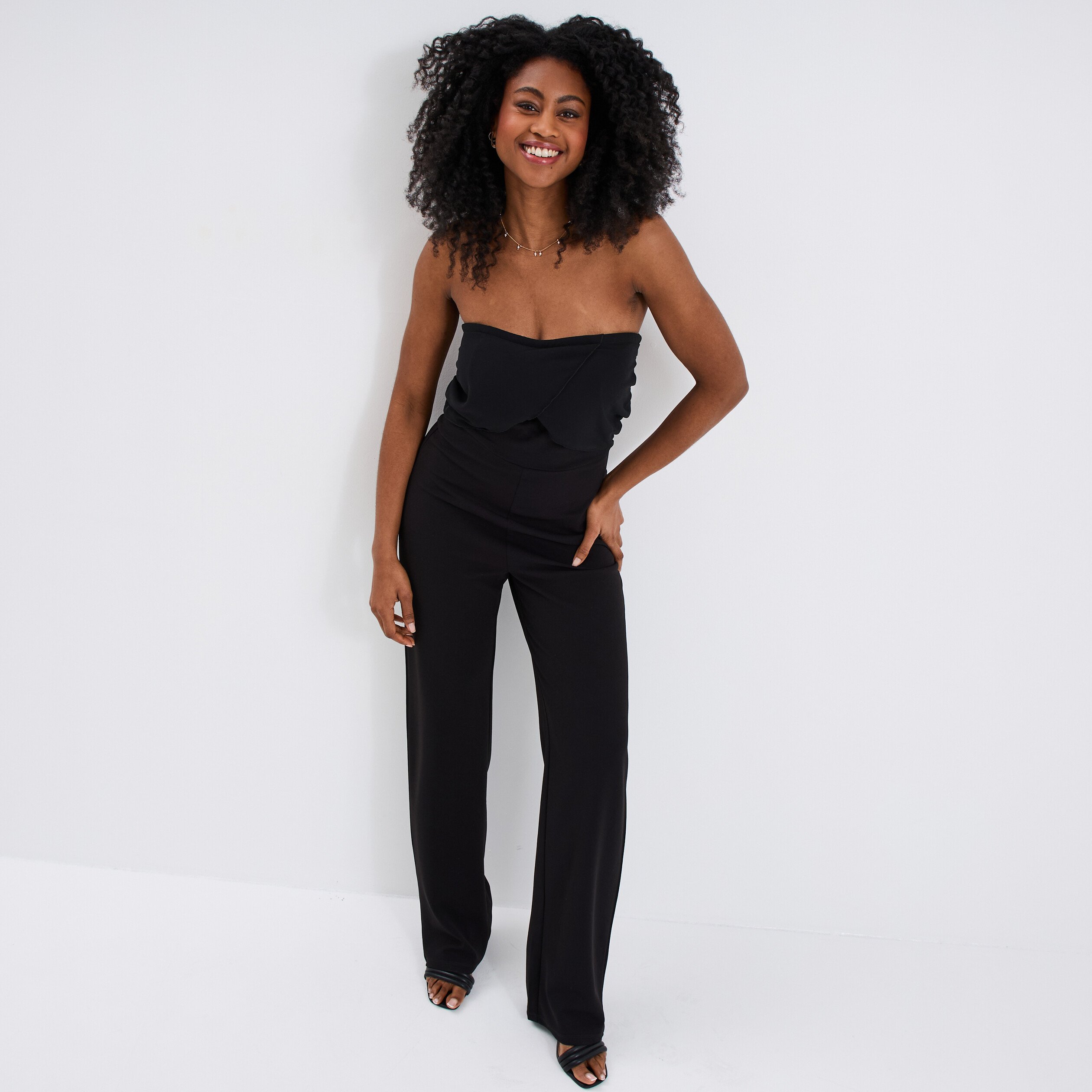 combinaison pantalon bustier noir femme Combinaison pantalon bustier noir femme