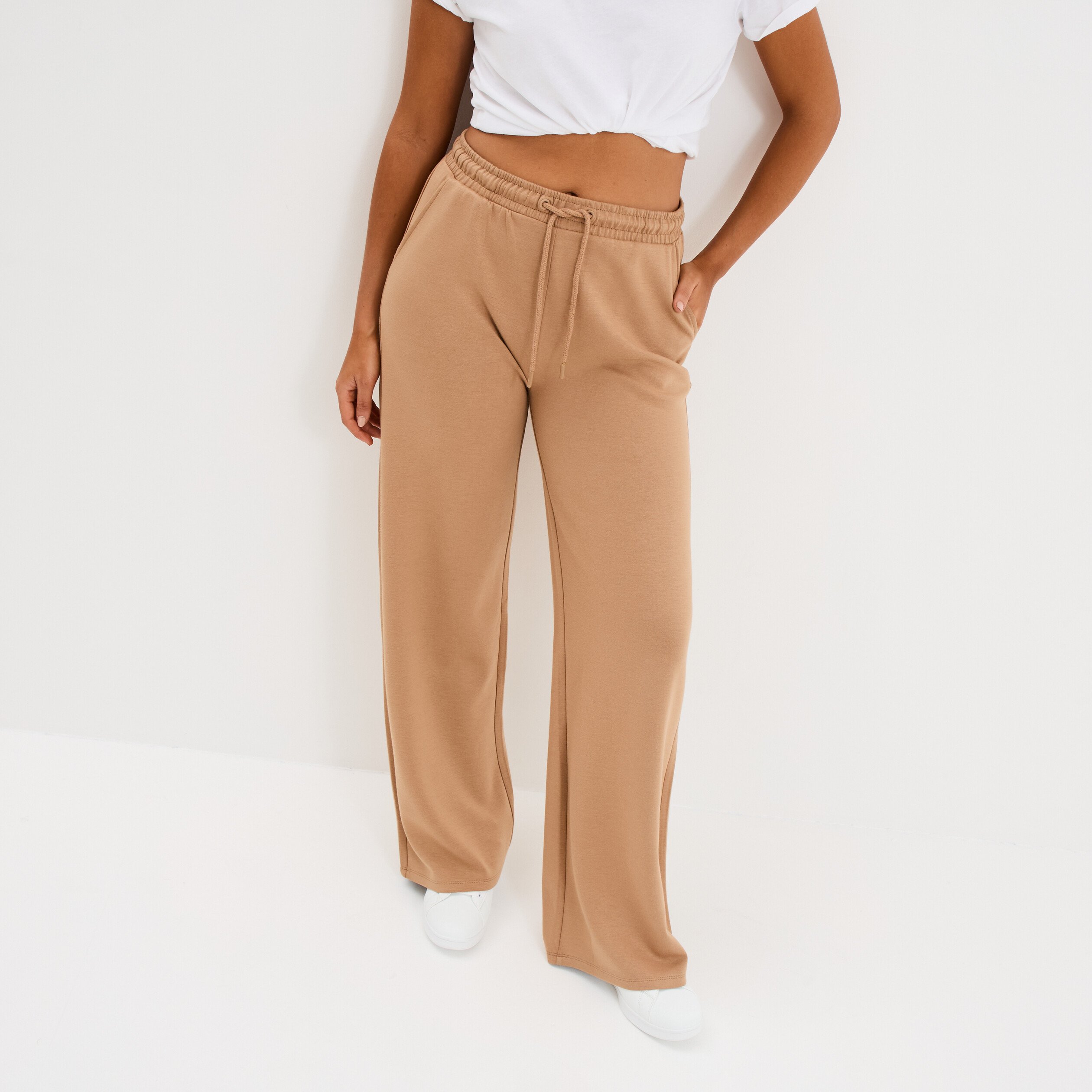 pantalon de jogging large elastique taupe femme Pantalon de jogging large élastiqué taupe femme