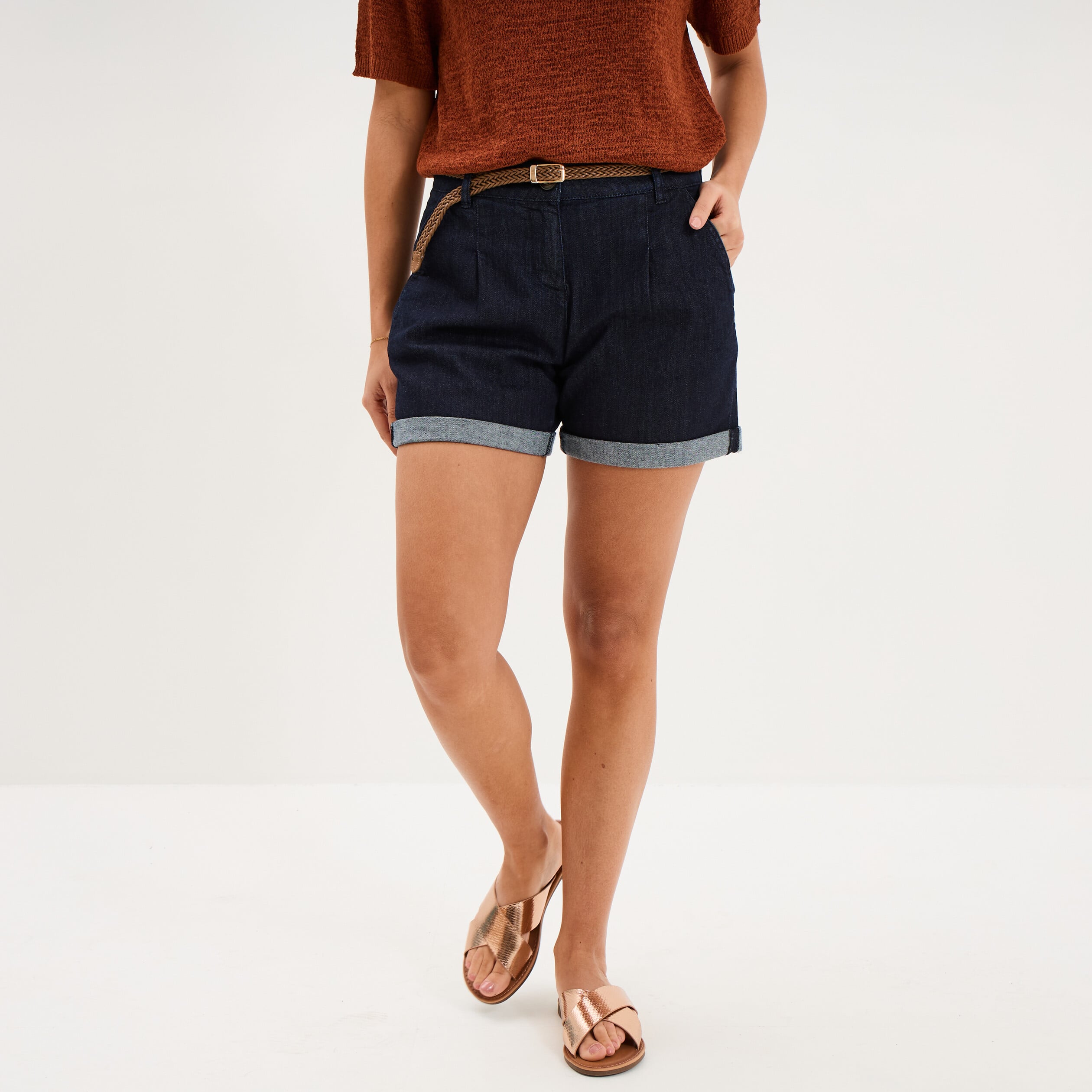 Short chino mom en jean ceintur&eacute; denim brut femme