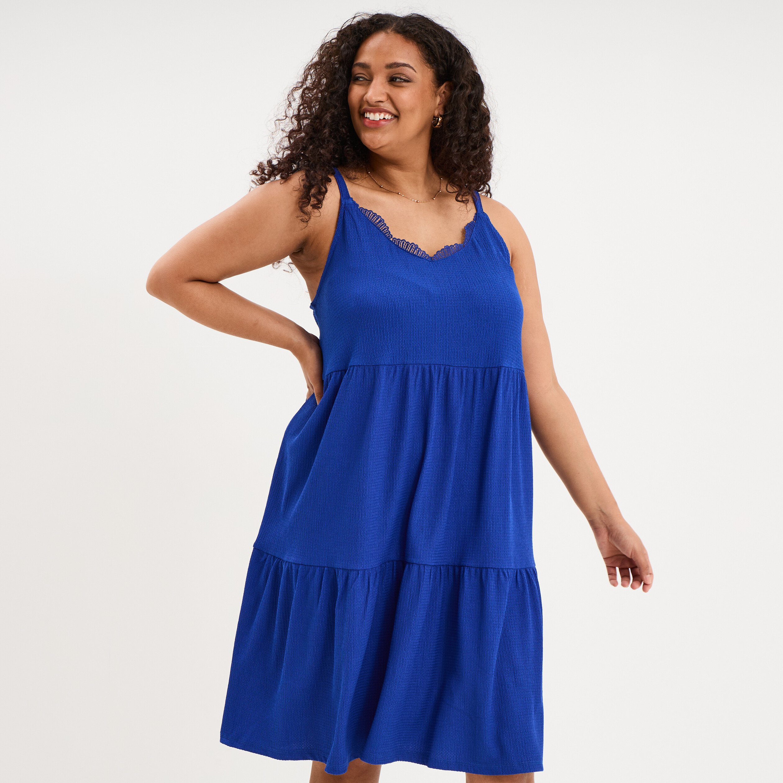 Robe bretelles &agrave; volants longueur genou bleu electrique femme grande taille