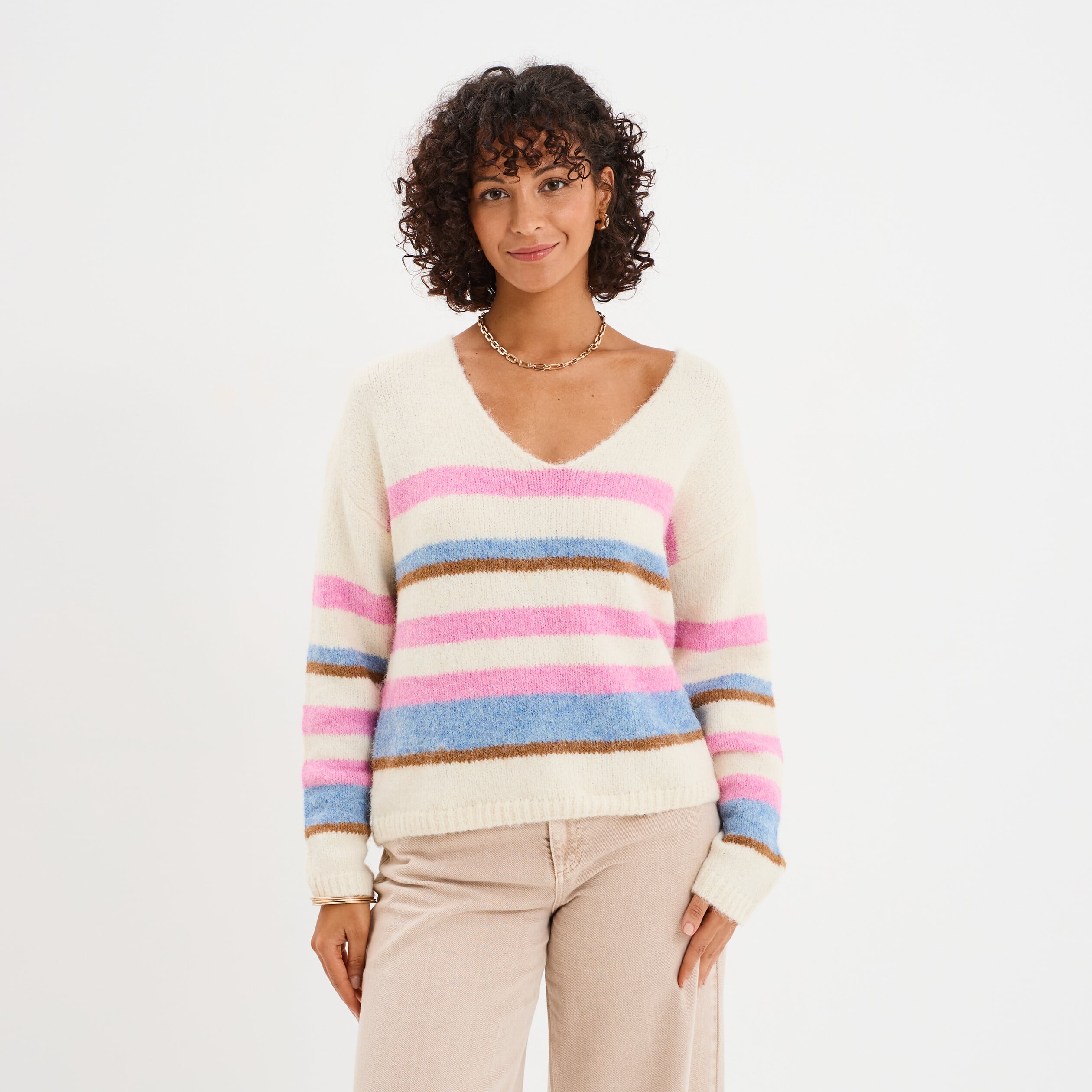 Pull col en V manches longues ecru femme