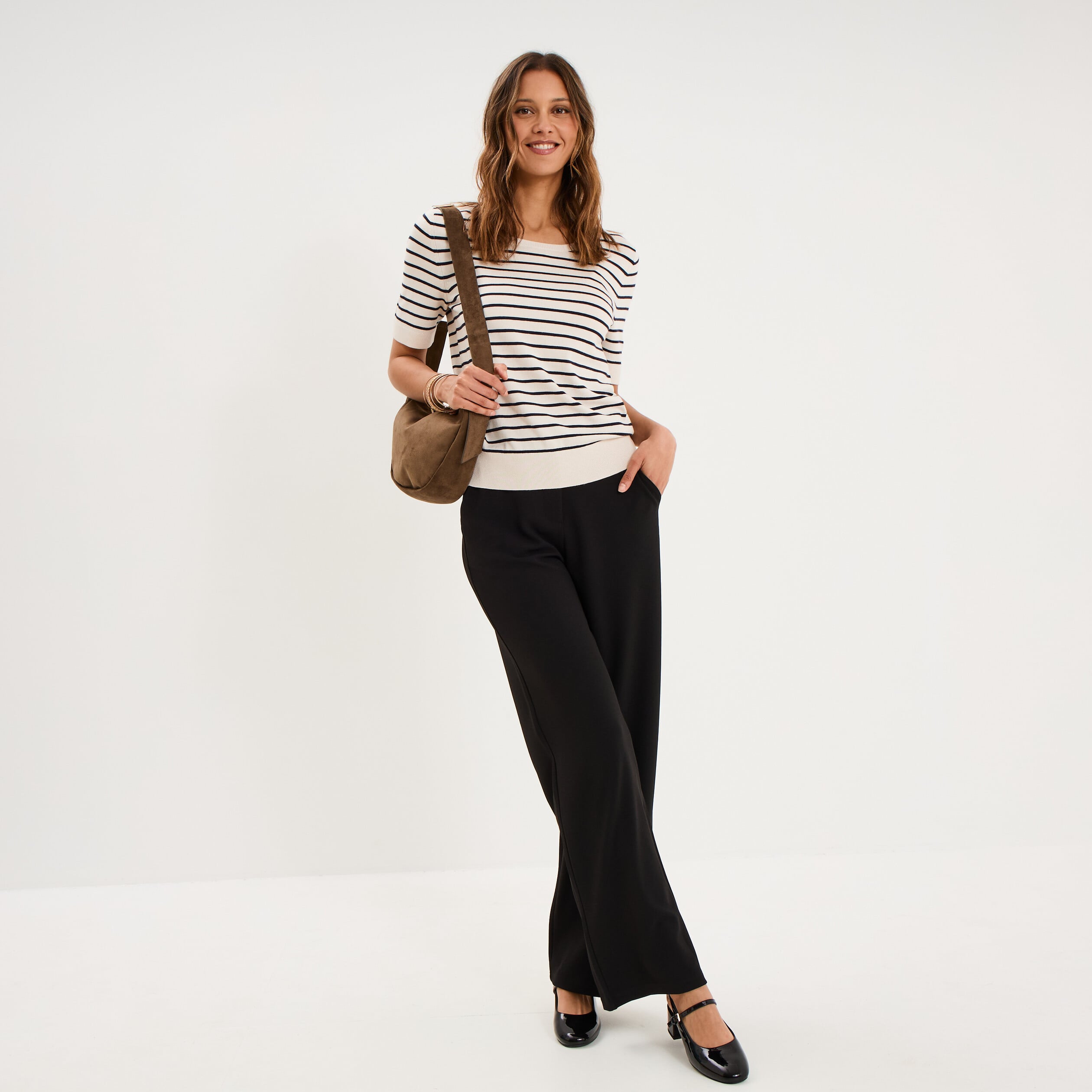 Pull manches courtes col rond sable femme