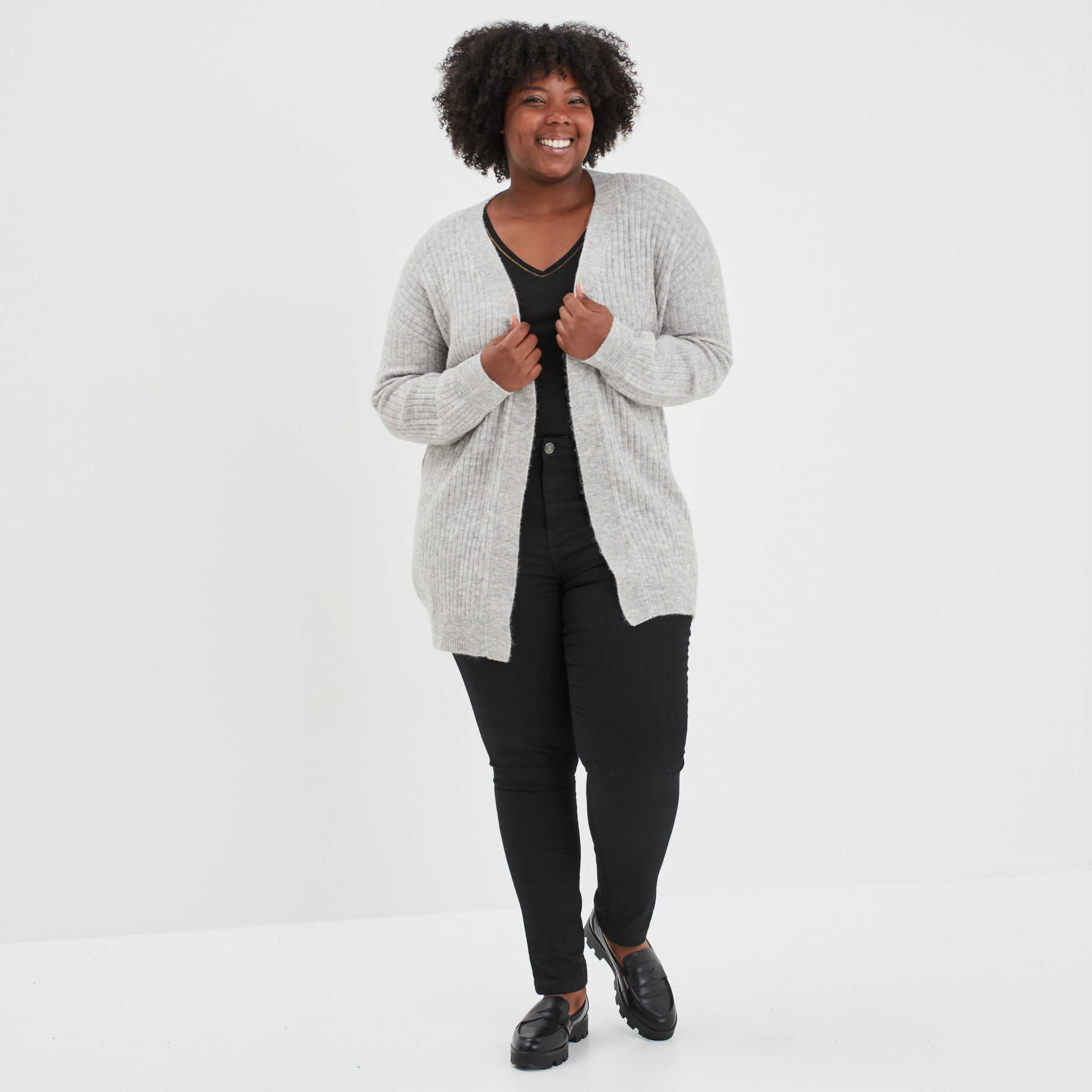 gilet long cotele col chale gris femmegt Gilet long côtelé col châle gris femme grande taille