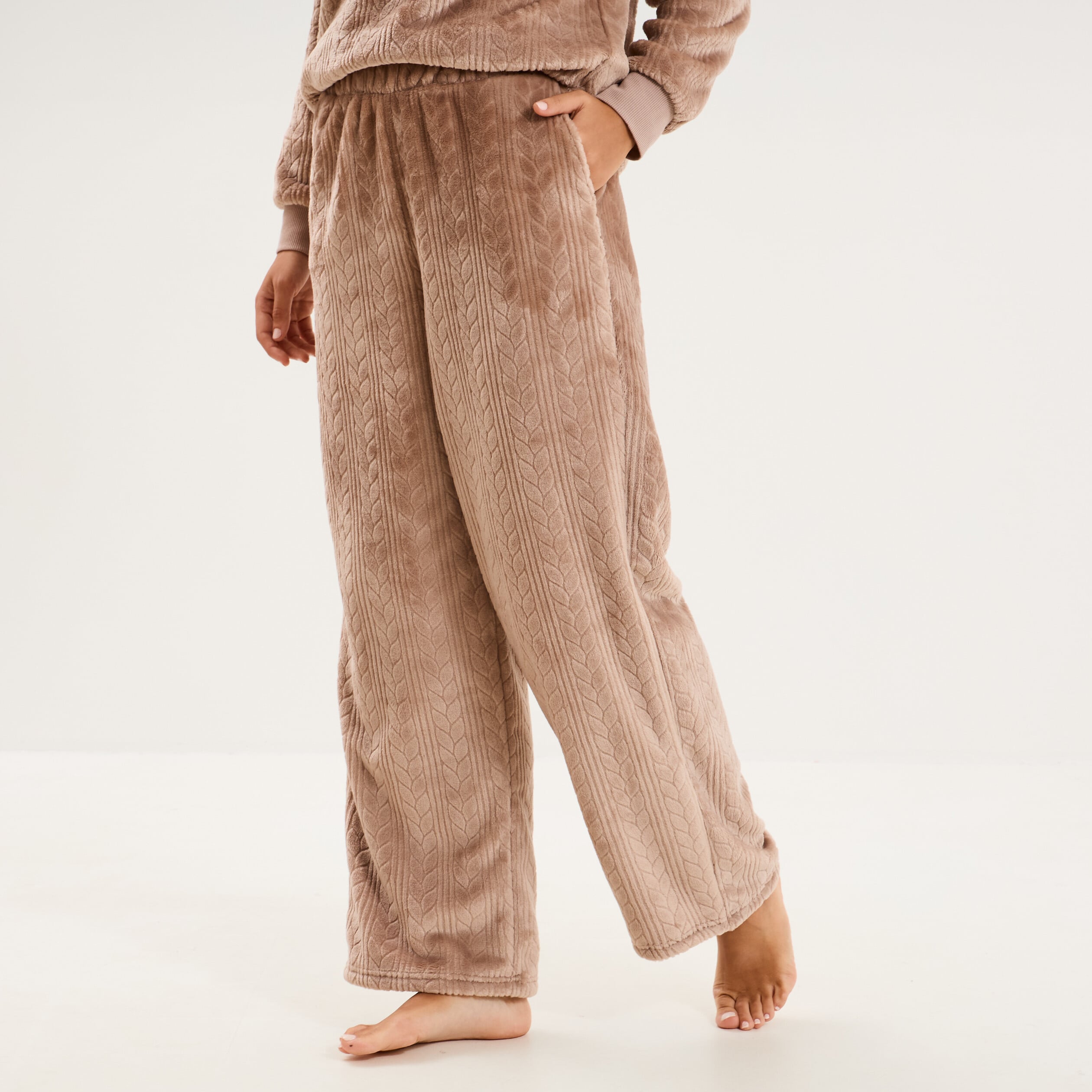 Pantalon effet polaire d&eacute;tails torsades beige femme