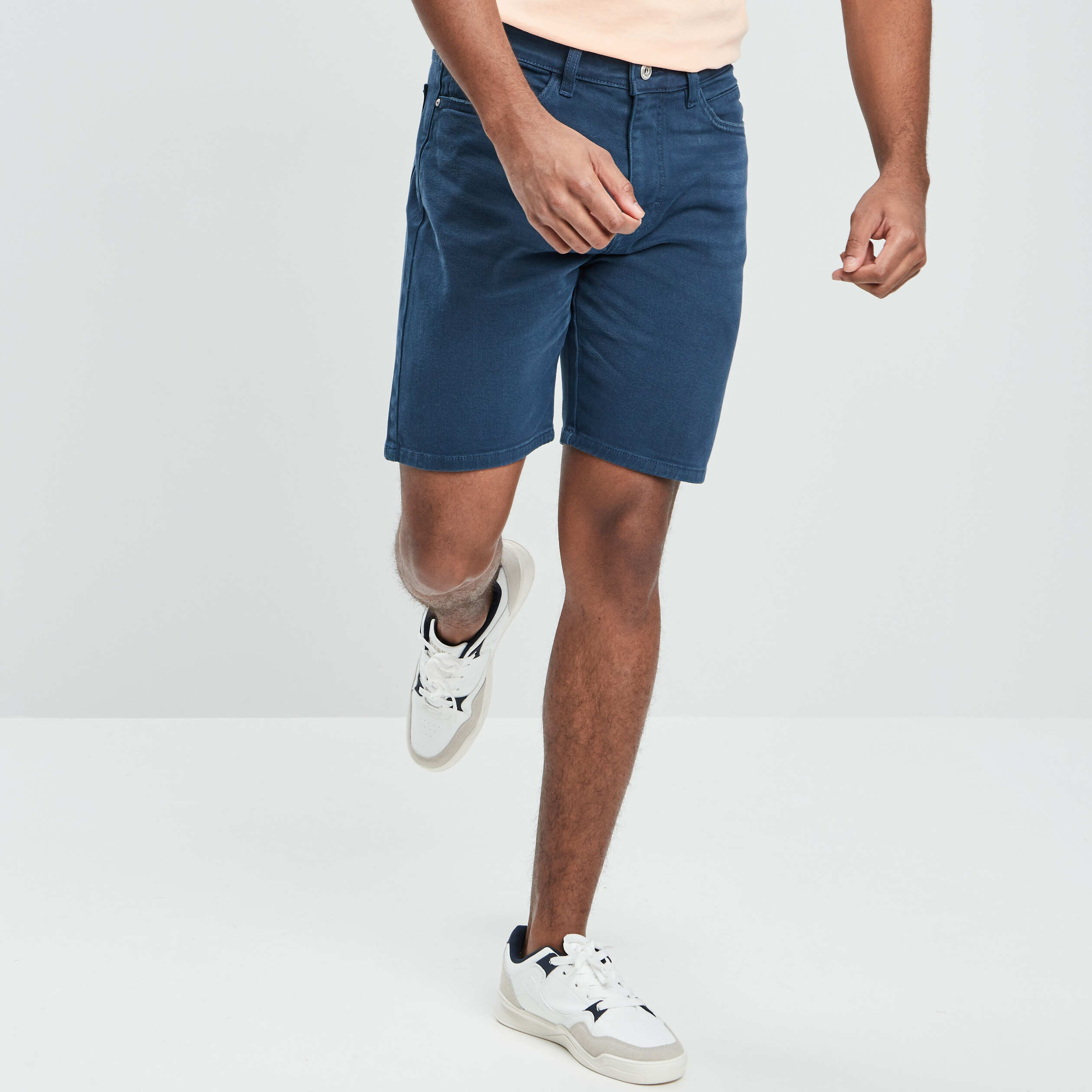 Bermuda coupe droite en coton bleu homme