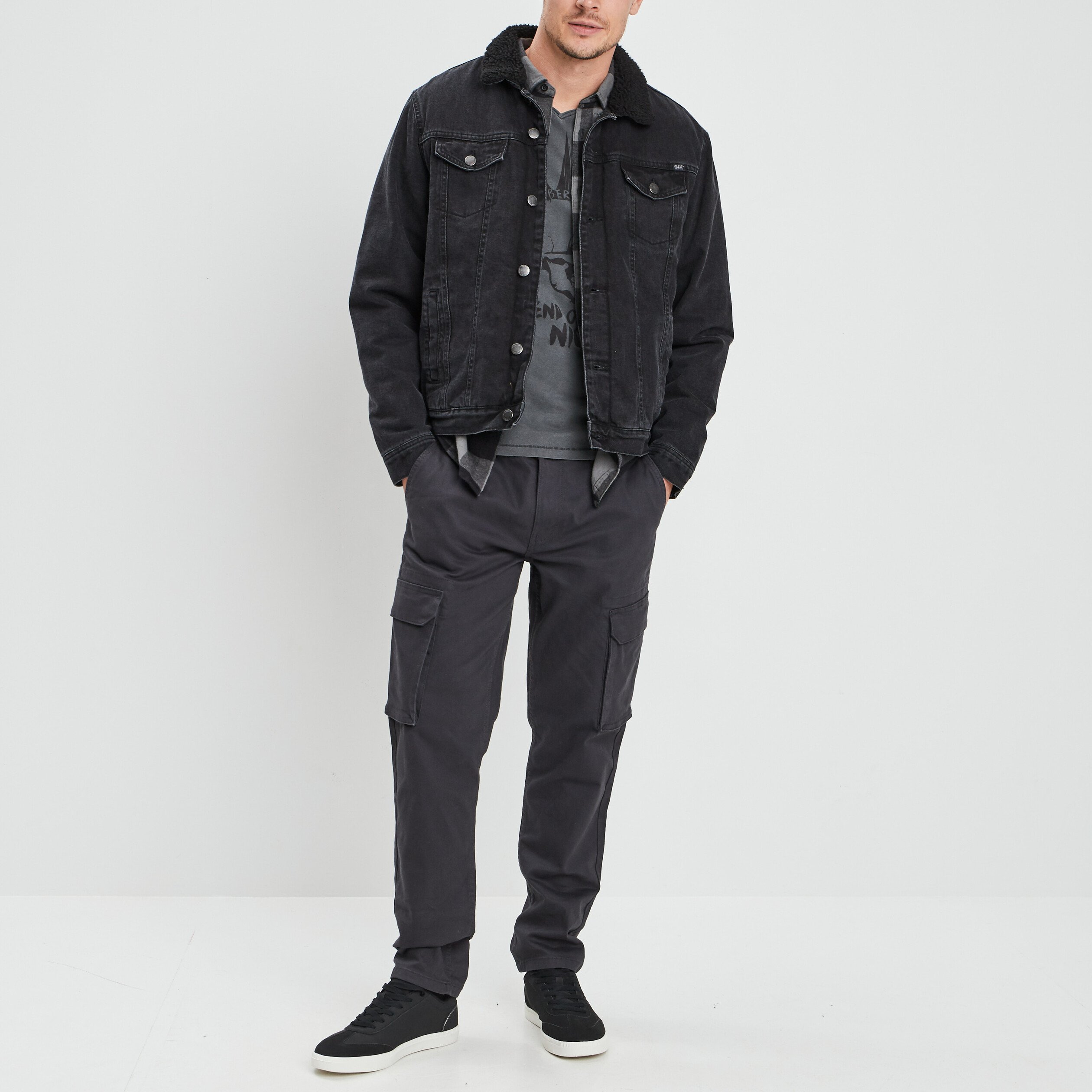 T-shirt ajusté manches courtes gris foncé homme