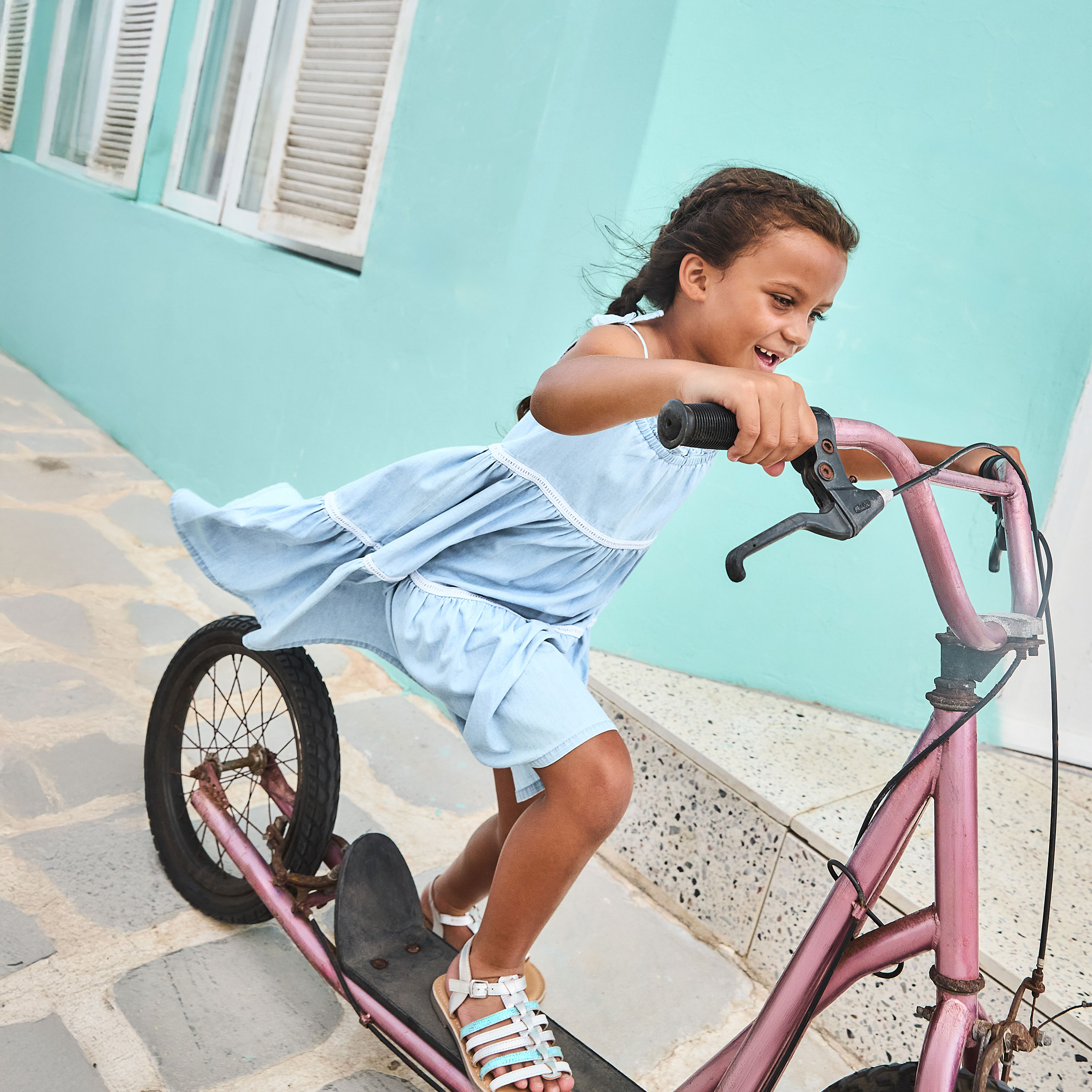 Robe trap&egrave;ze volants &agrave; bretelles coton denim double stone fille