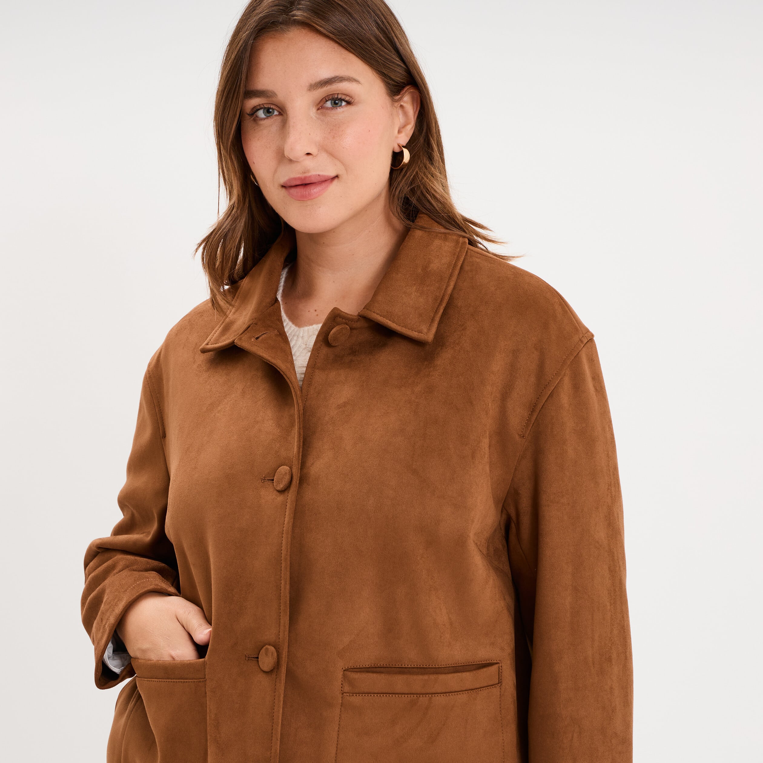Veste paletot en su&eacute;dine boutonn&eacute;e marron clair femme grande taille