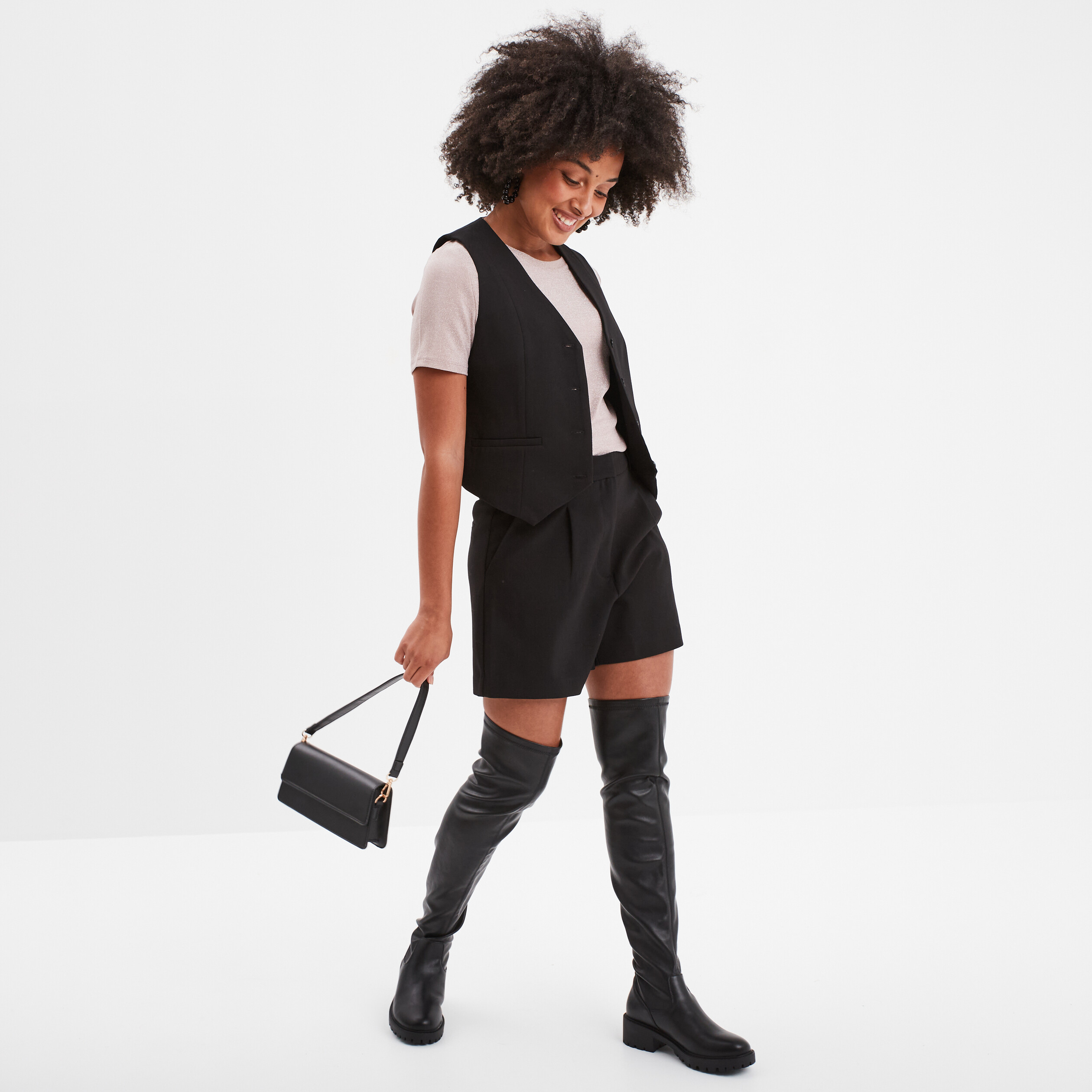 Short large taille haute a pinces noir femme