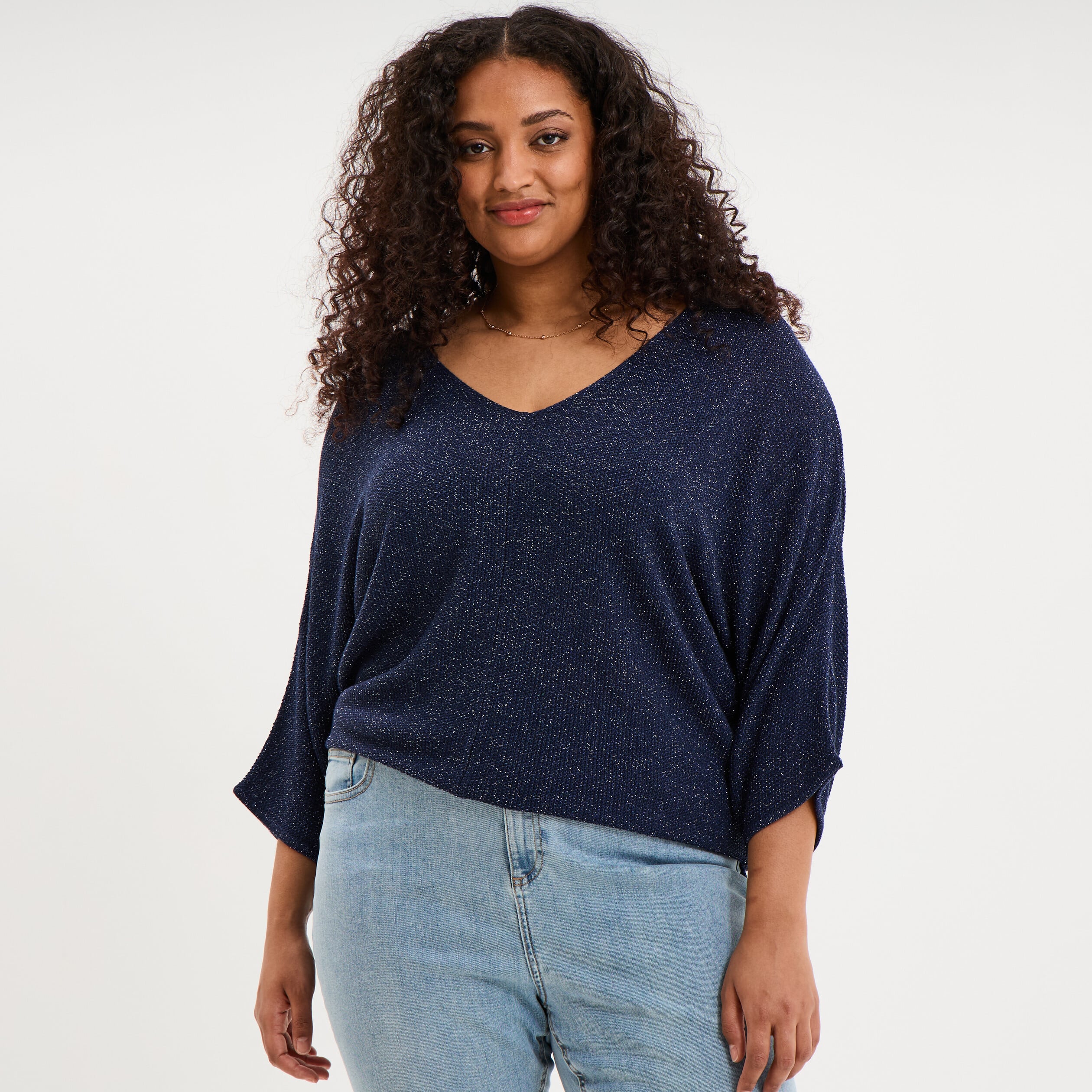 Pull manches 3/4 col en V bleu fonc&eacute; femme grande taille