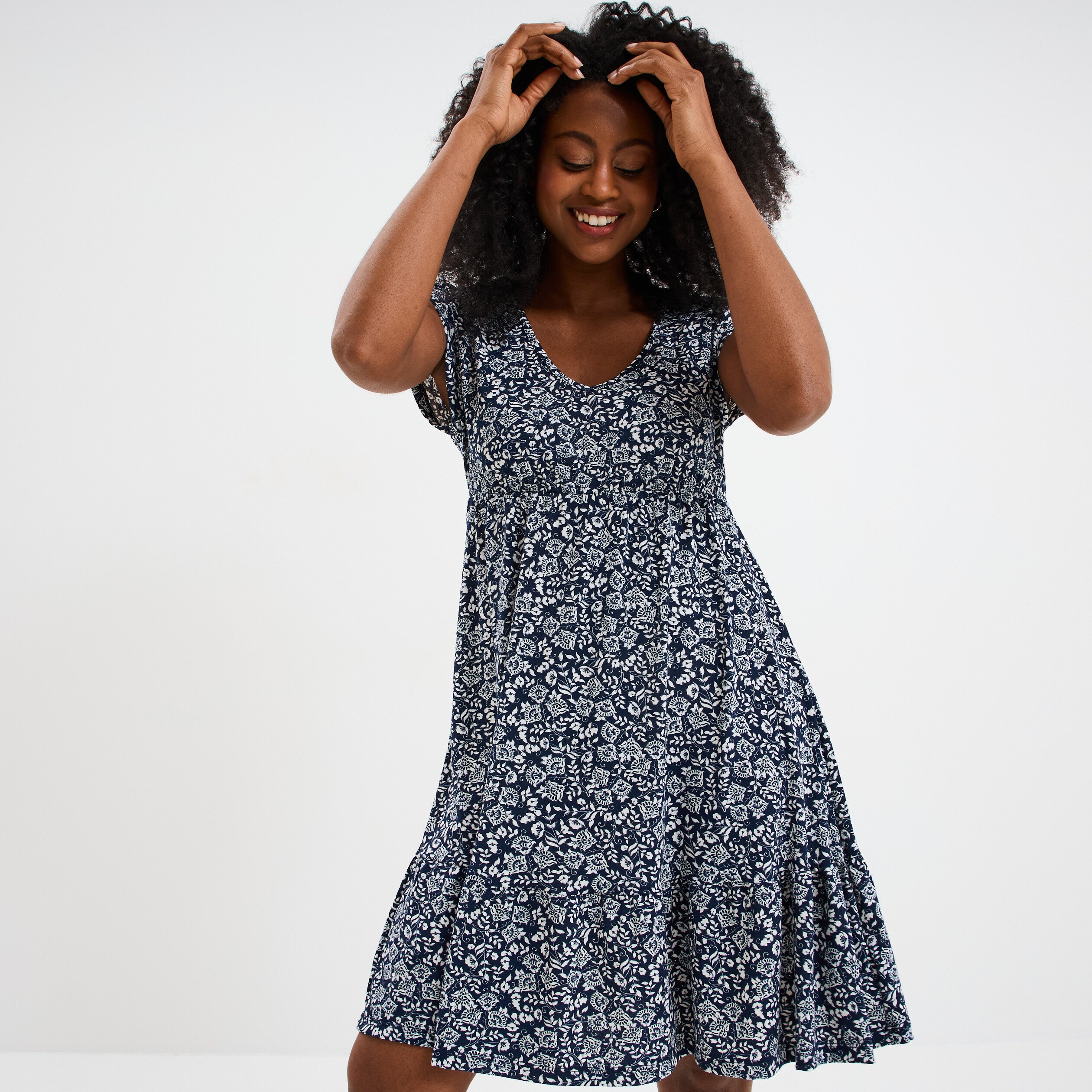 robe patineuse manches courtes bleu marine femme Robe patineuse manches courtes bleu marine femme