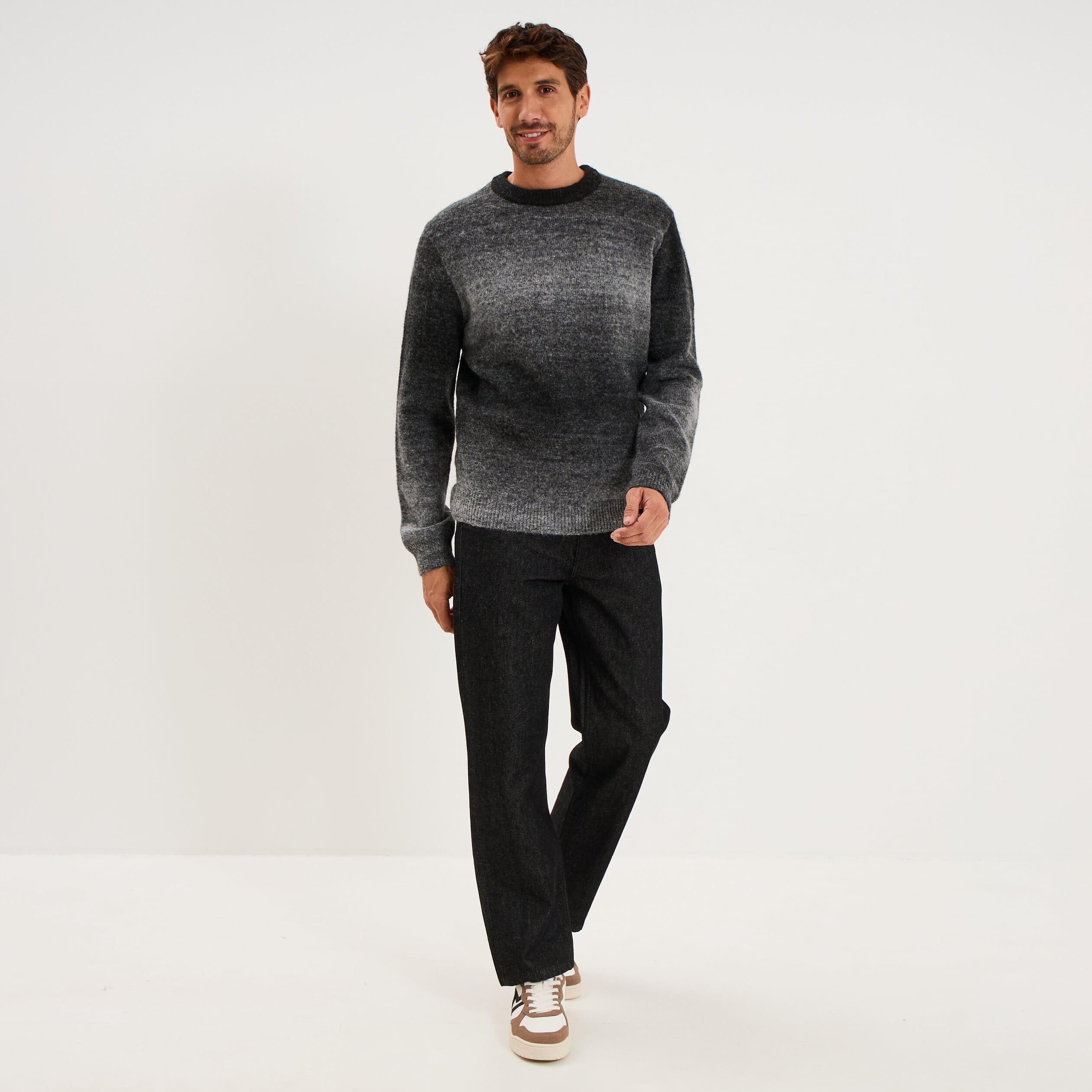 Pull droit col rond manches longues gris fonc&eacute; homme