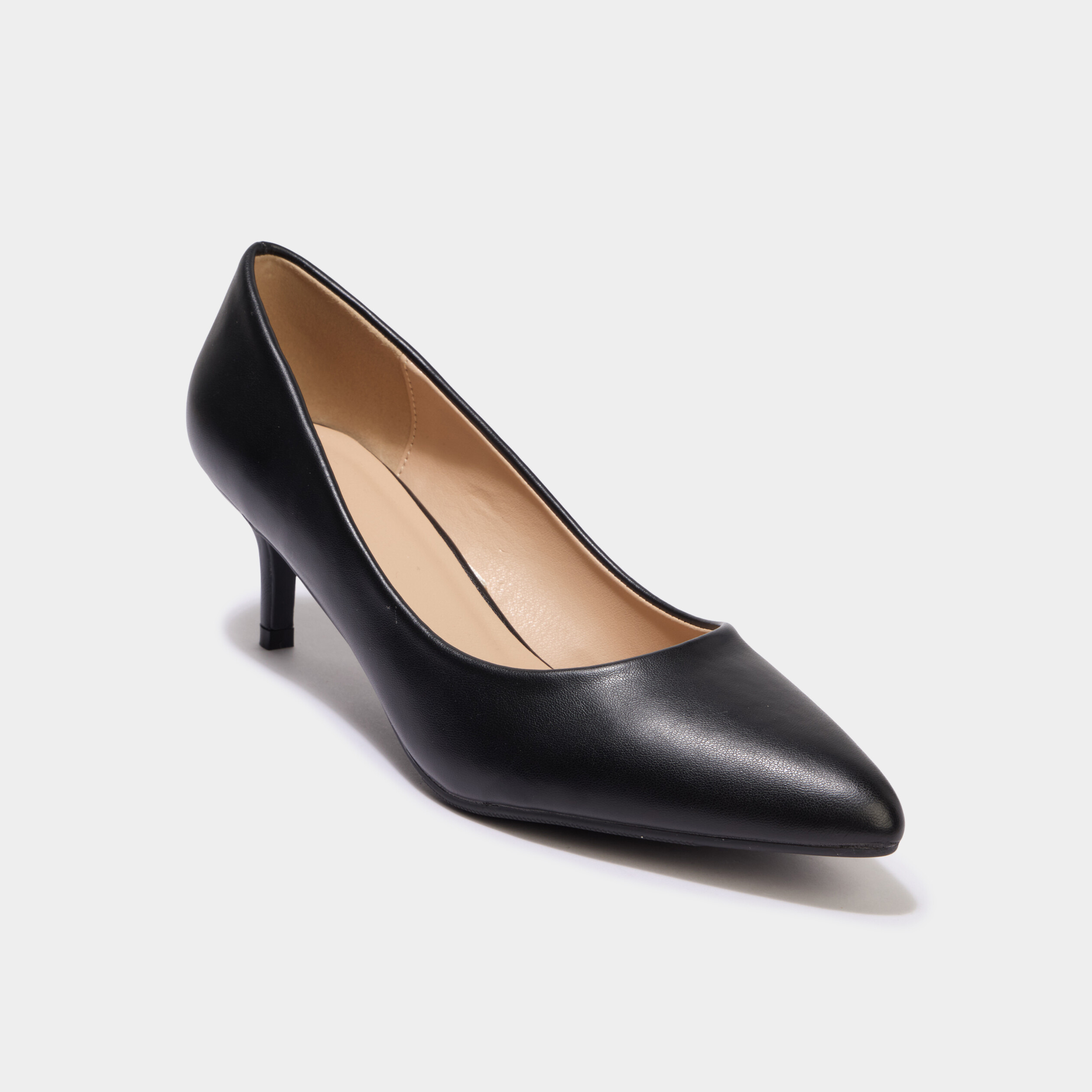 Escarpins &agrave; bouts pointus noir femme