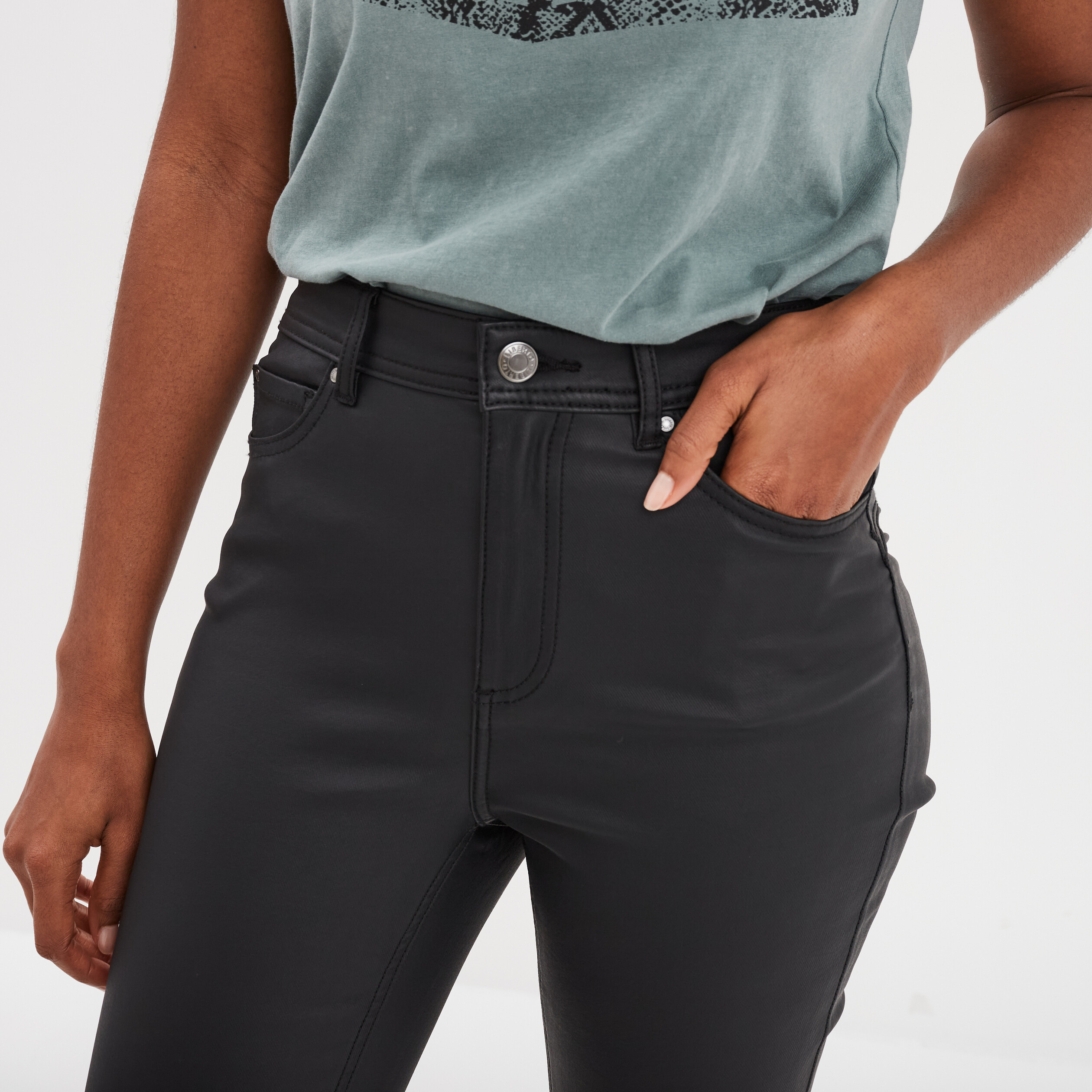 Pantalon enduit skinny push-up noir femme