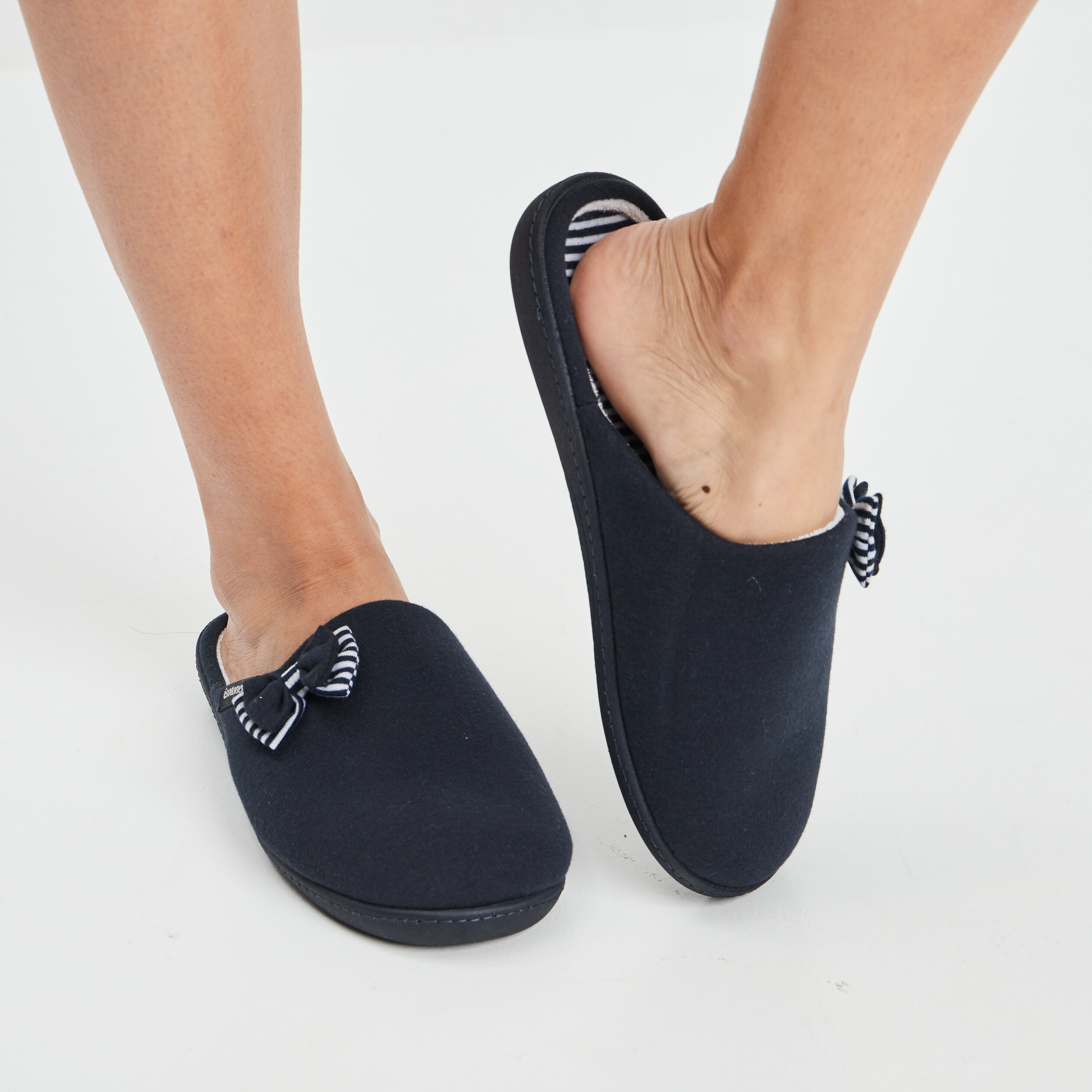 Chaussons mules Isotoner bleu marine femme