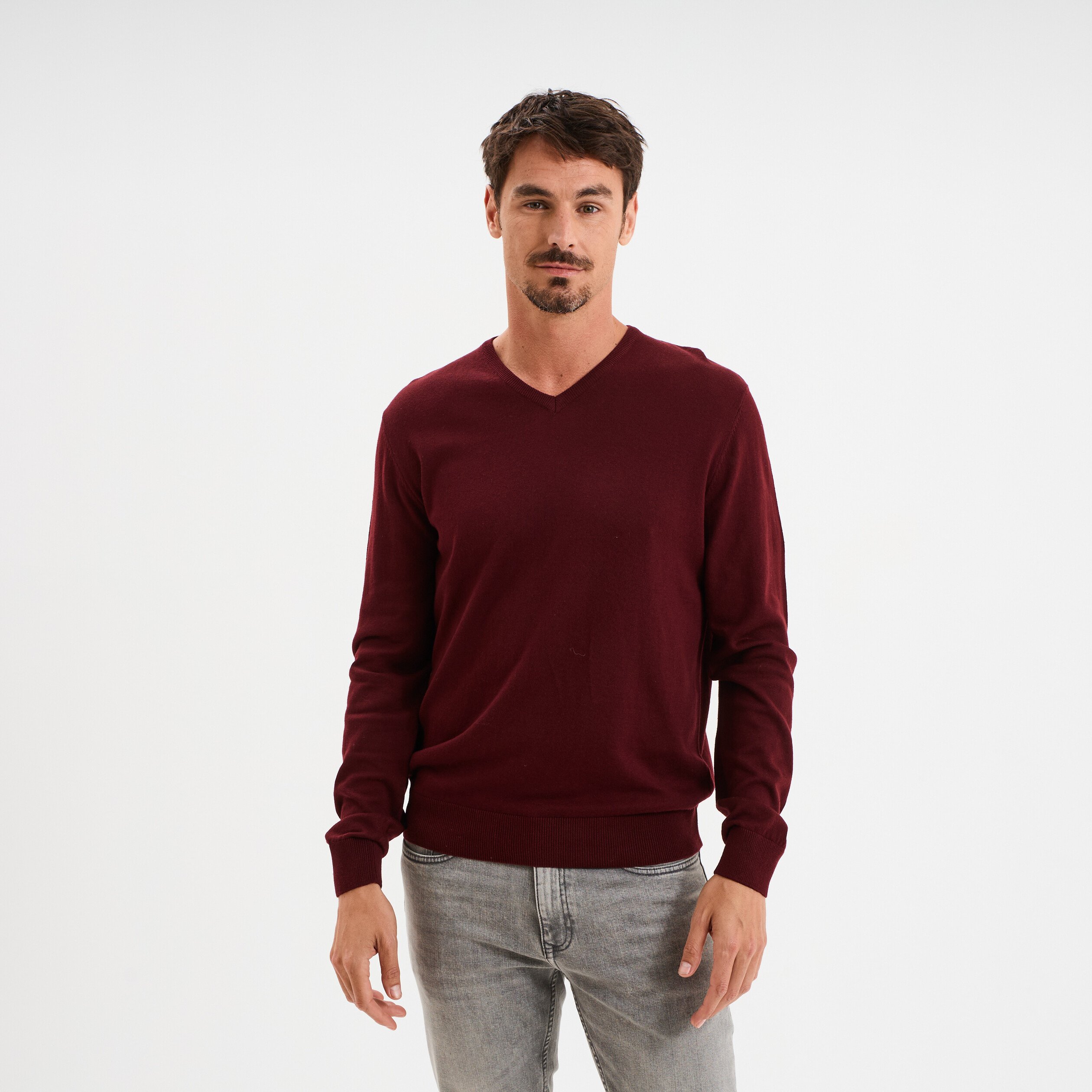 pull jersey avec col en v violet fonce homme Pull jersey avec col en V violet foncé homme