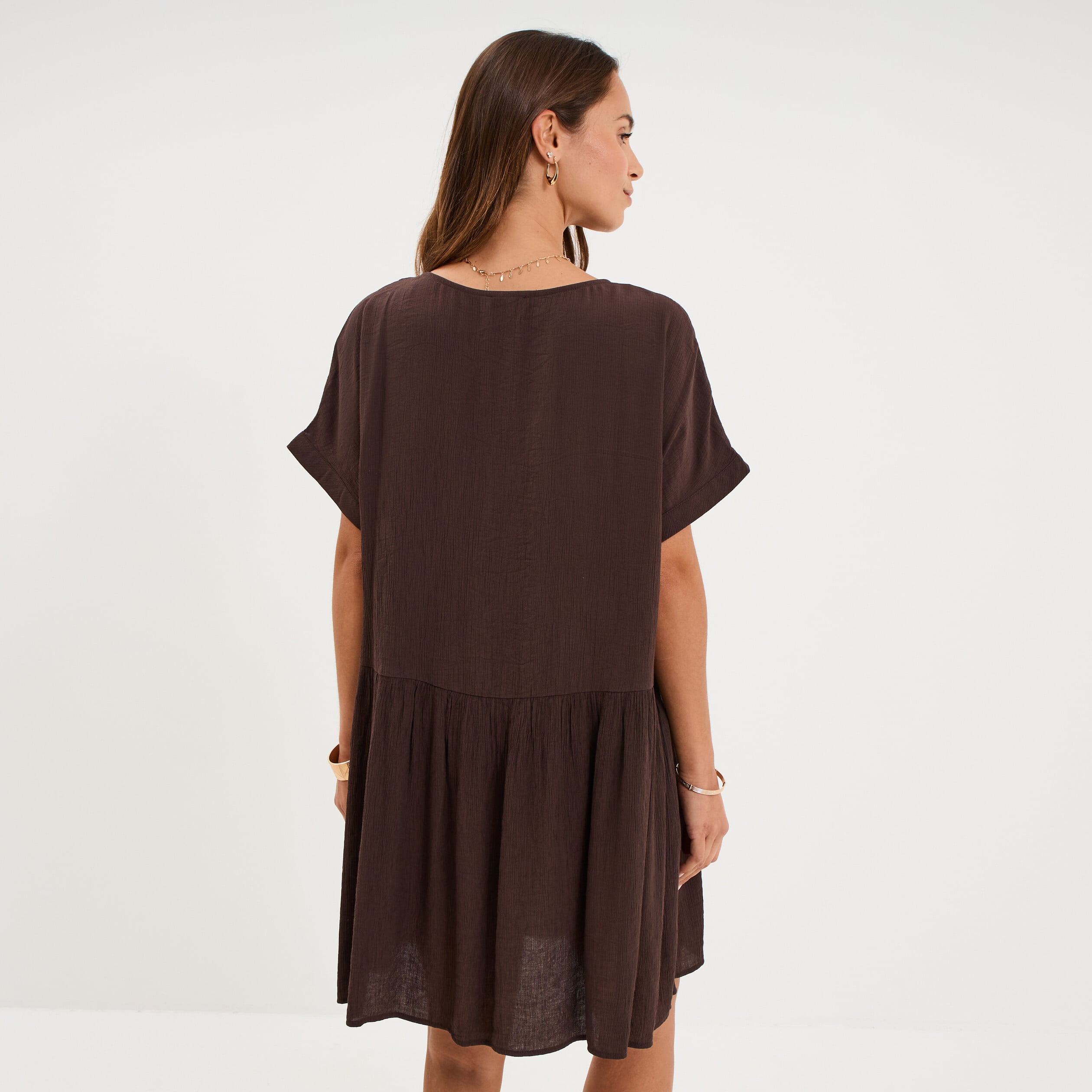 Robe courte fluide manches courtes marron fonc&eacute; femme