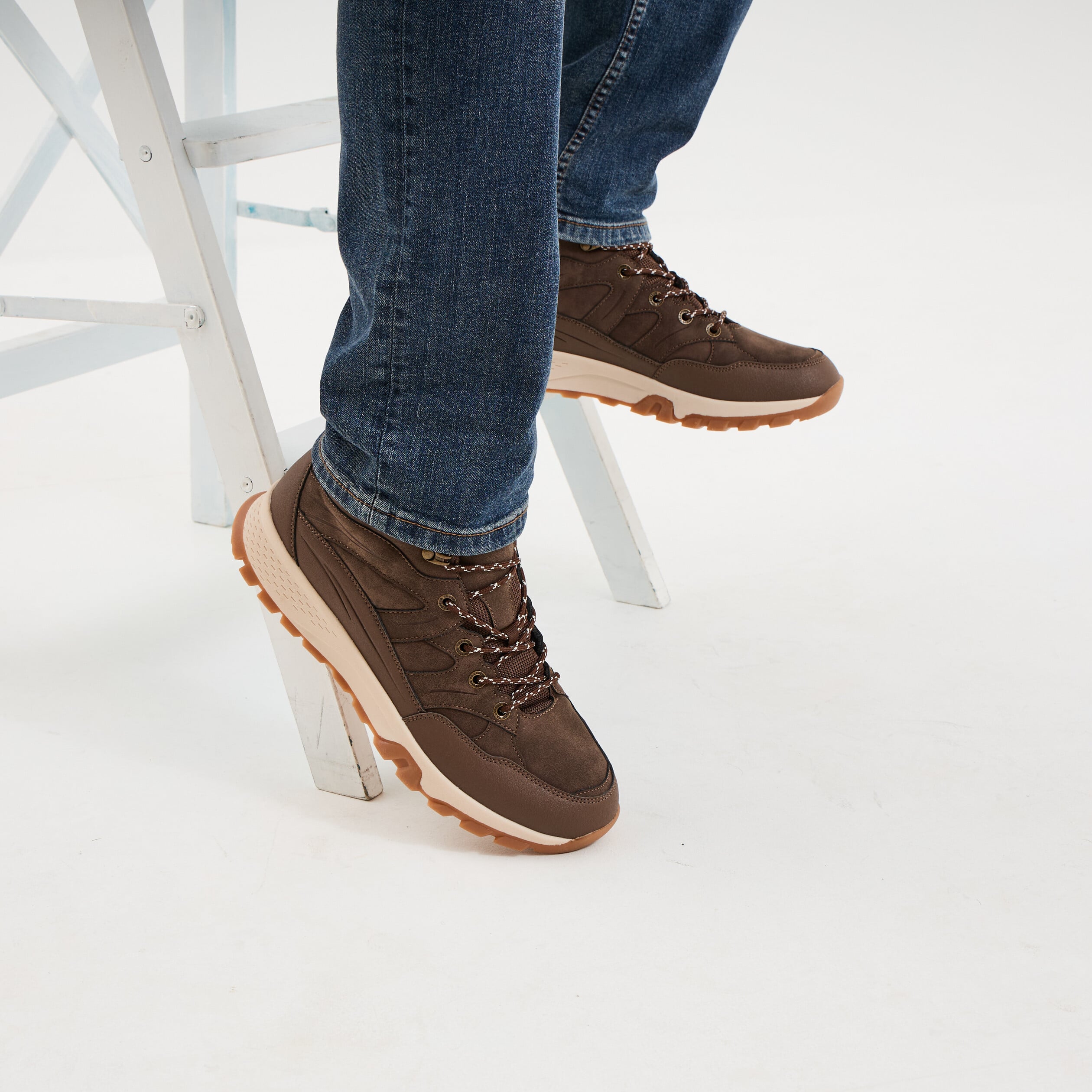 Baskets montantes &agrave; lacets marron clair homme