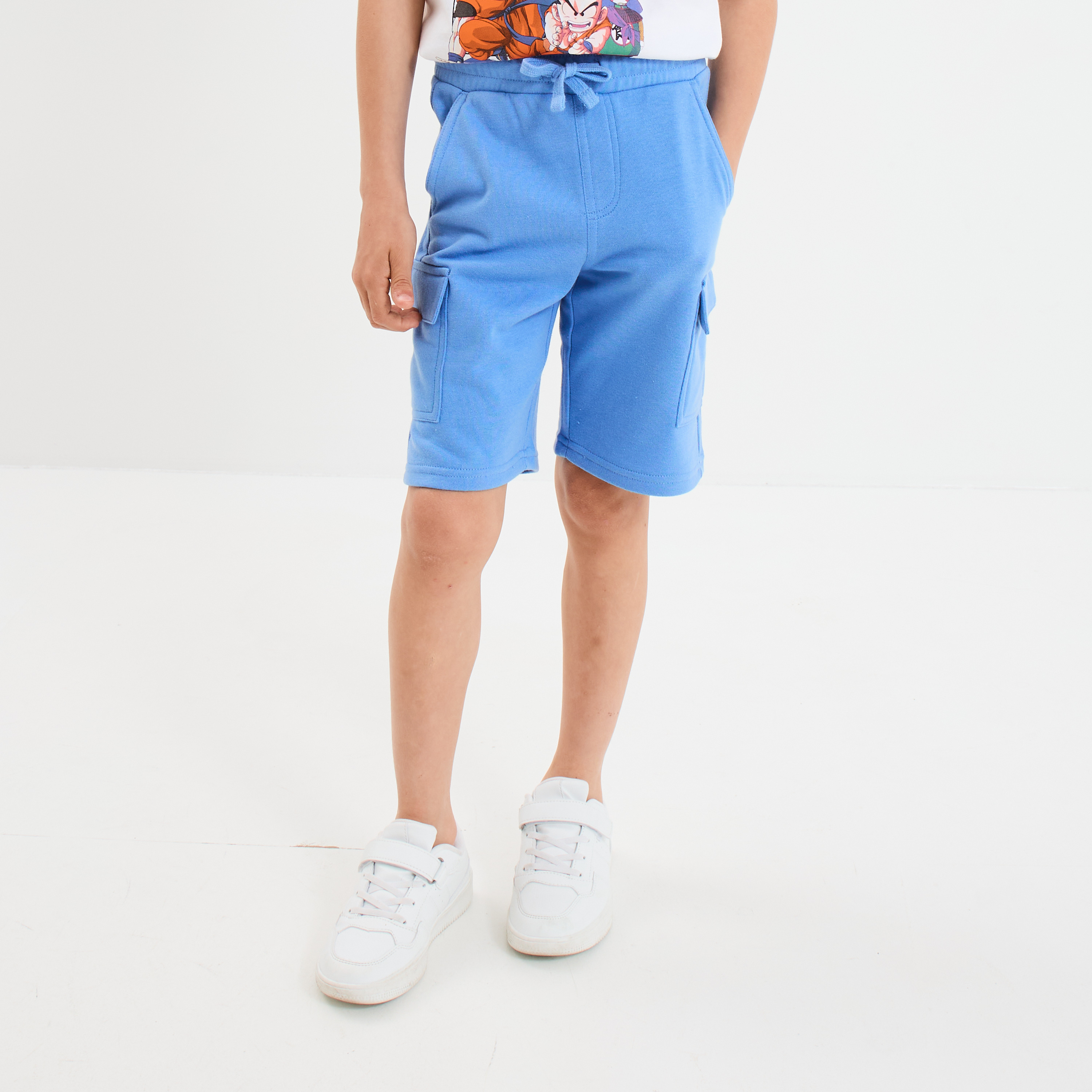 Bermuda cargo poches c&ocirc;t&eacute;s bleu lavande gar&ccedil;on